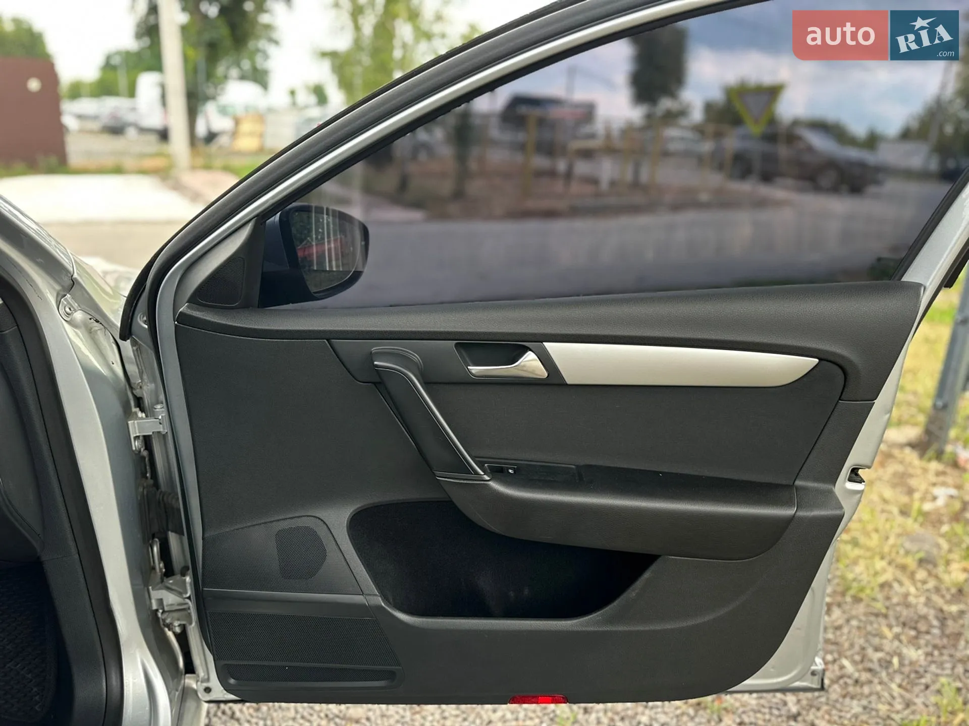2013 Volkswagen Passat - мініатюра 28