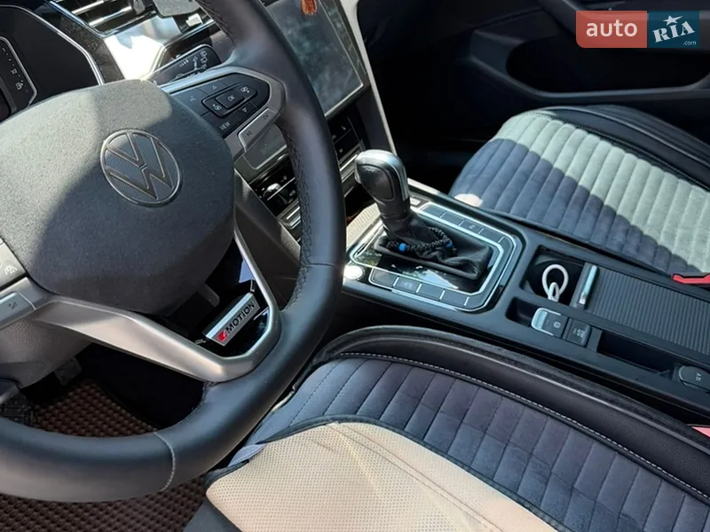 Volkswagen Passat 2021 VIN WVWZZZ3CZME136921 фото оголошення 10 з 59