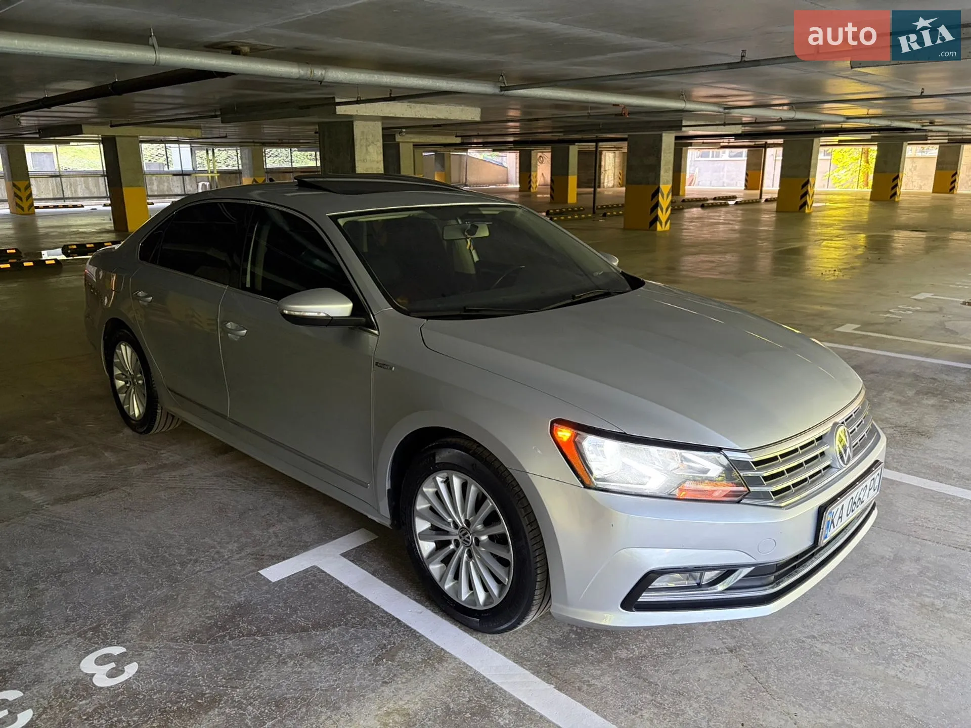 2017 Volkswagen Passat - мініатюра 2