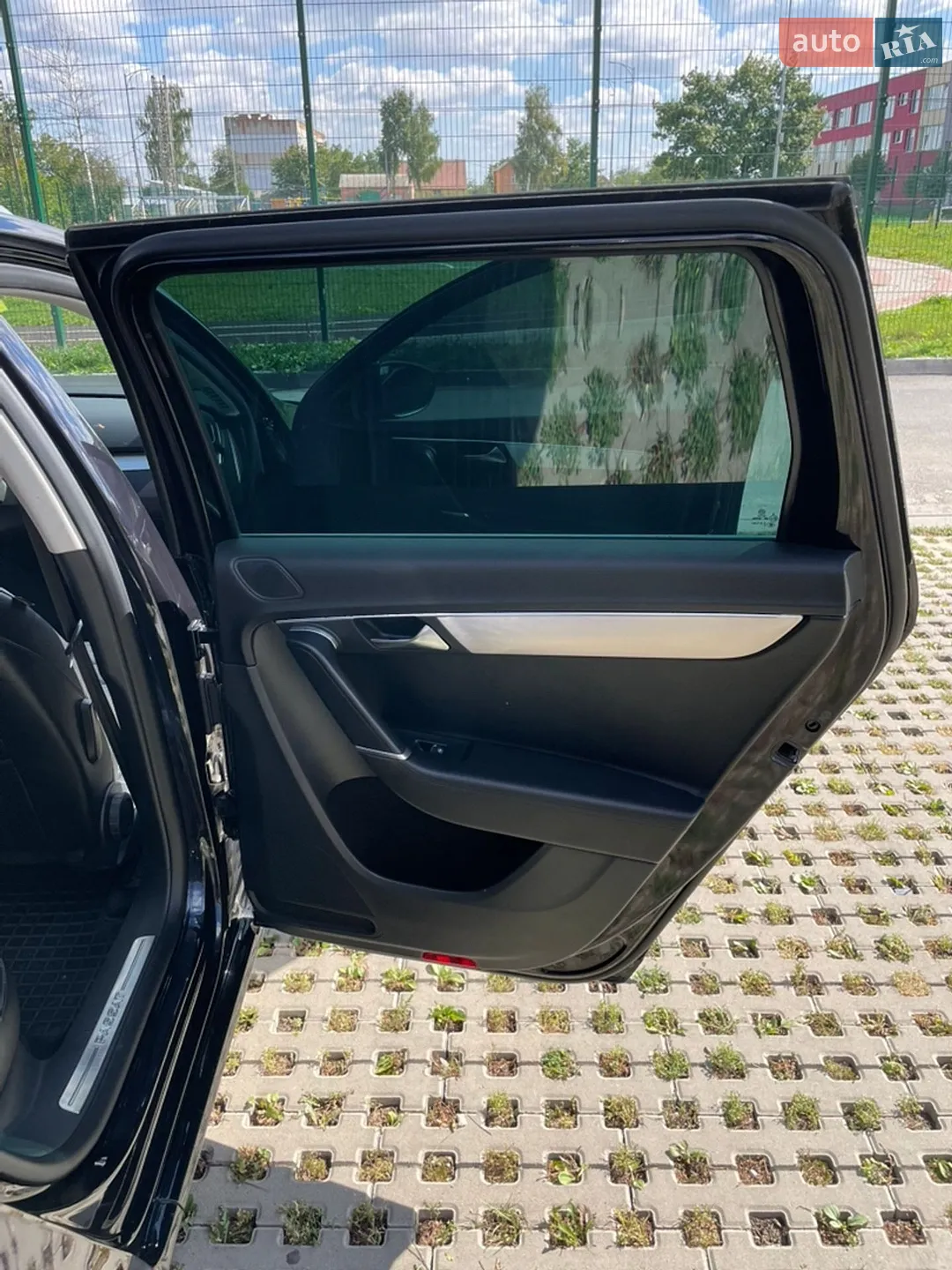 2010 Volkswagen Passat - мініатюра 8