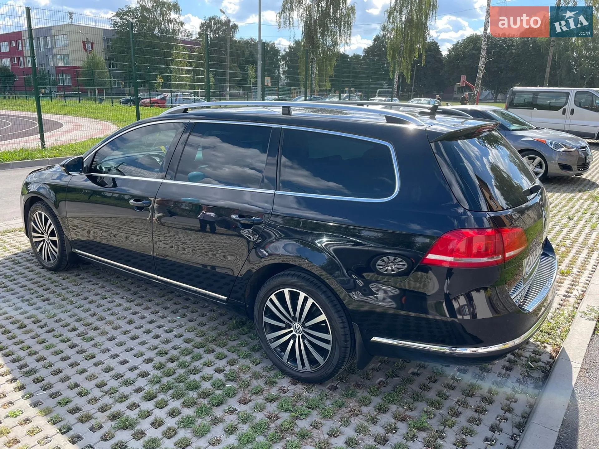 2010 Volkswagen Passat - мініатюра 6