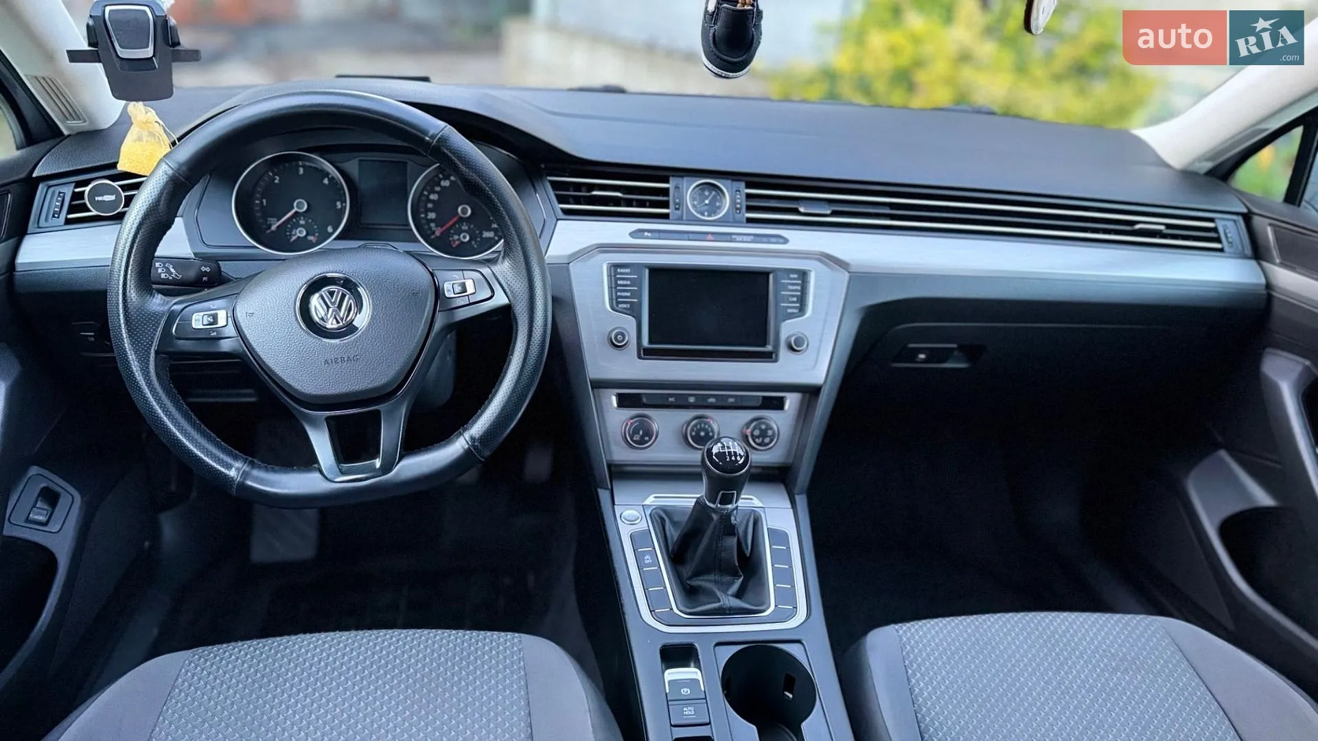 2015 Volkswagen Passat - мініатюра 17