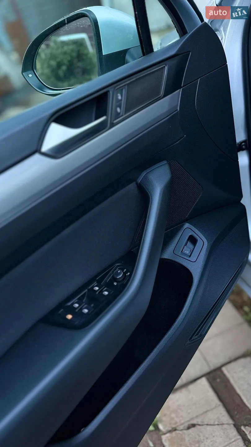 2015 Volkswagen Passat - мініатюра 27