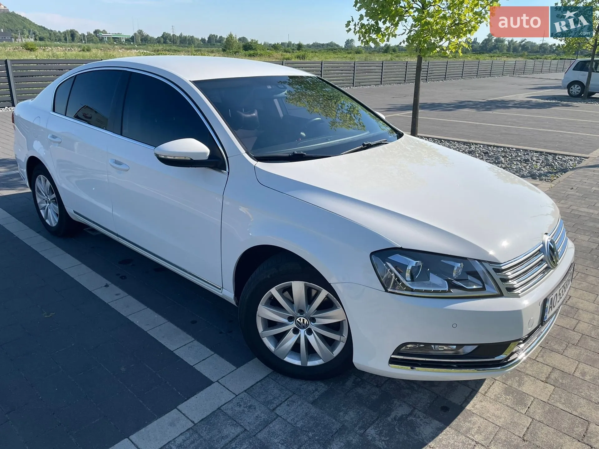 2014 Volkswagen Passat - мініатюра 2