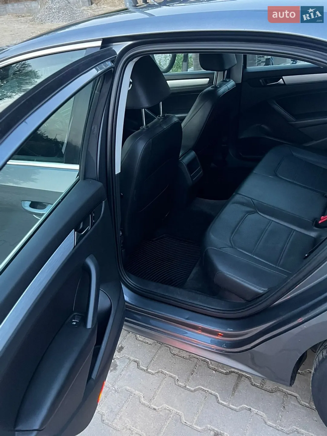 2011 Volkswagen Passat - мініатюра 11
