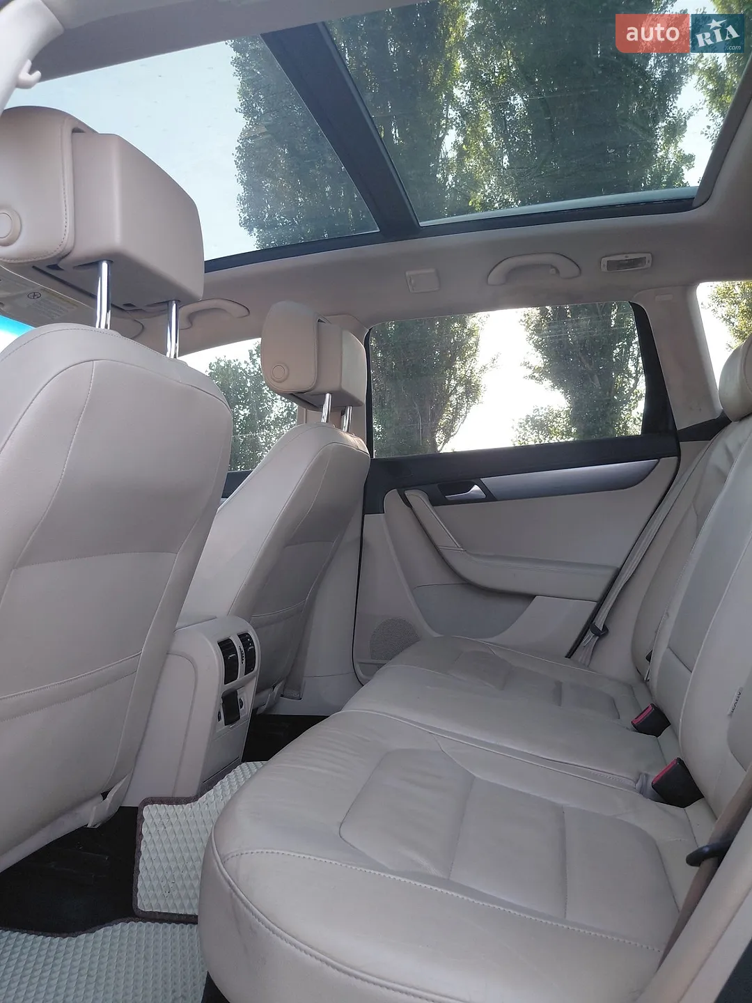 2011 Volkswagen Passat - мініатюра 15