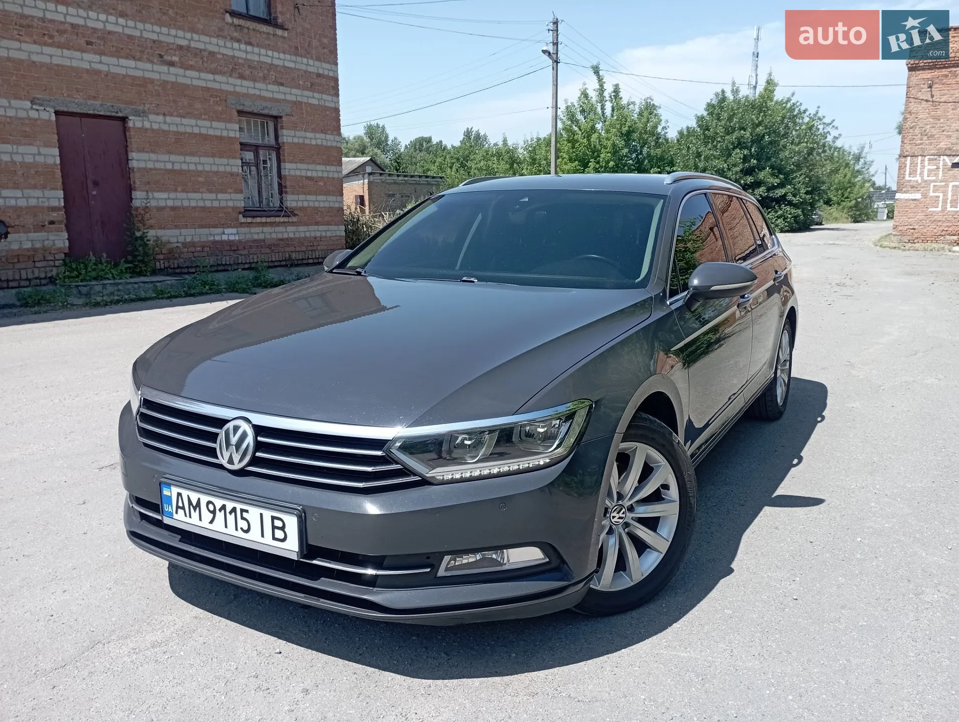 2015 Volkswagen Passat - мініатюра 2