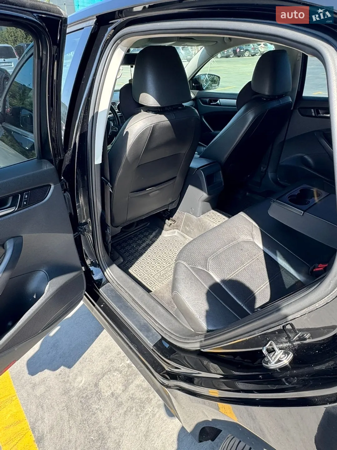 2013 Volkswagen Passat - мініатюра 21