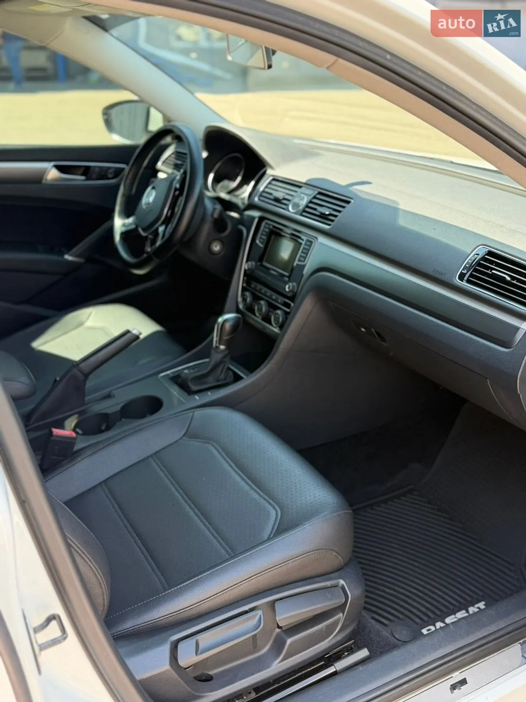 2016 Volkswagen Passat - мініатюра 9