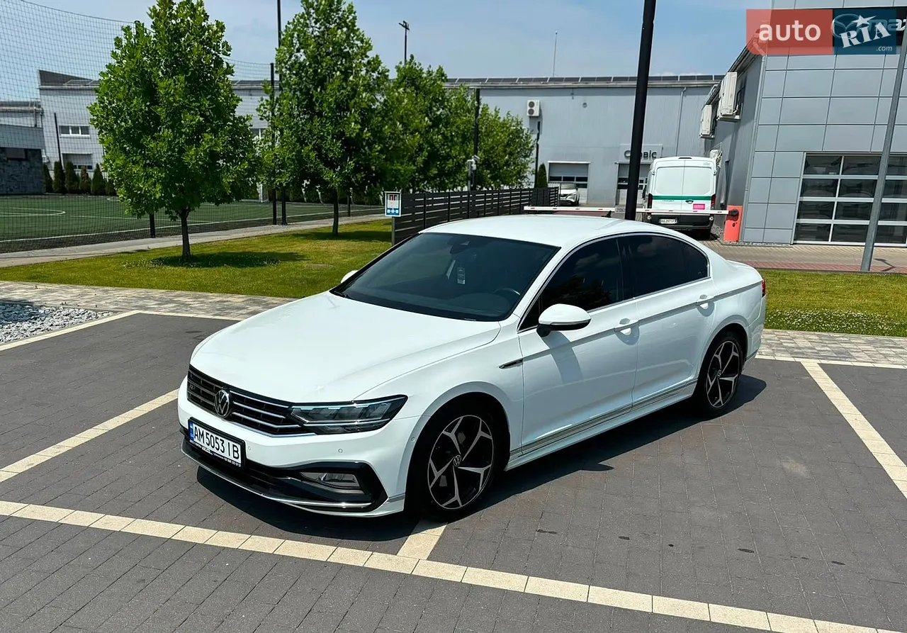 2020 Volkswagen Passat - мініатюра 14