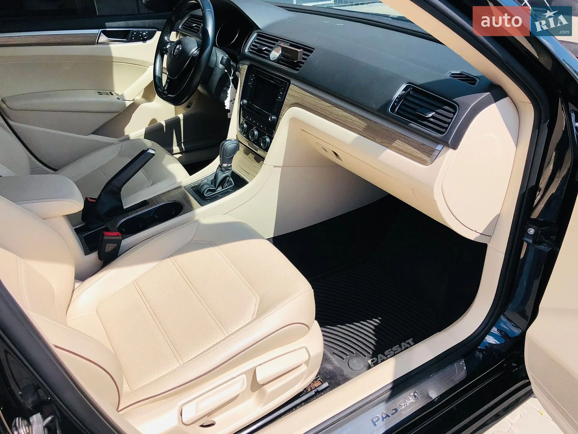 2017 Volkswagen Passat - мініатюра 23