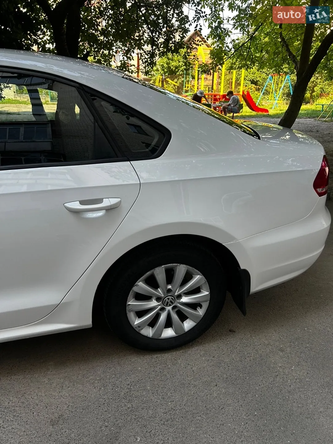 2013 Volkswagen Passat - мініатюра 21