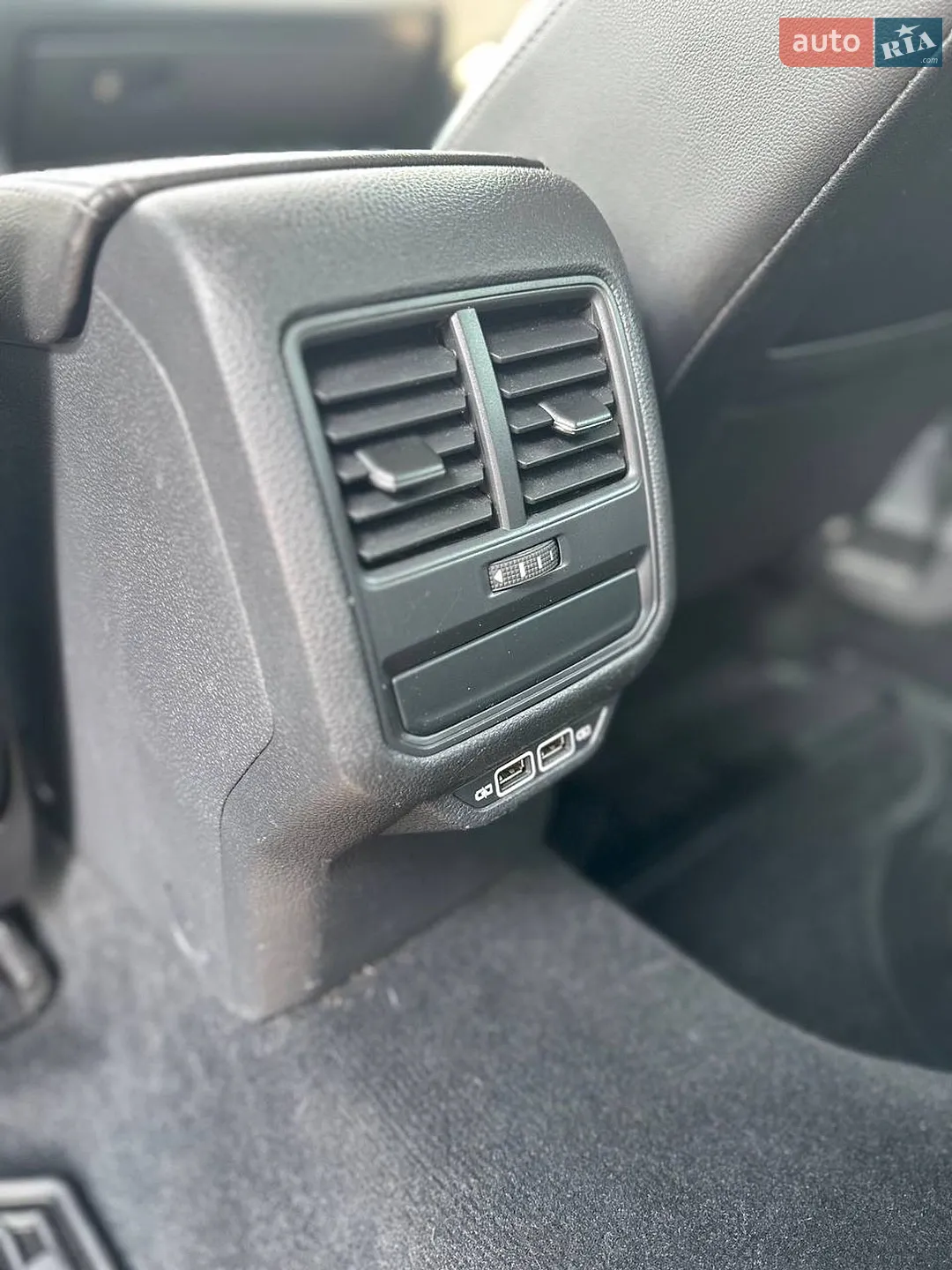 2019 Volkswagen Passat - мініатюра 16