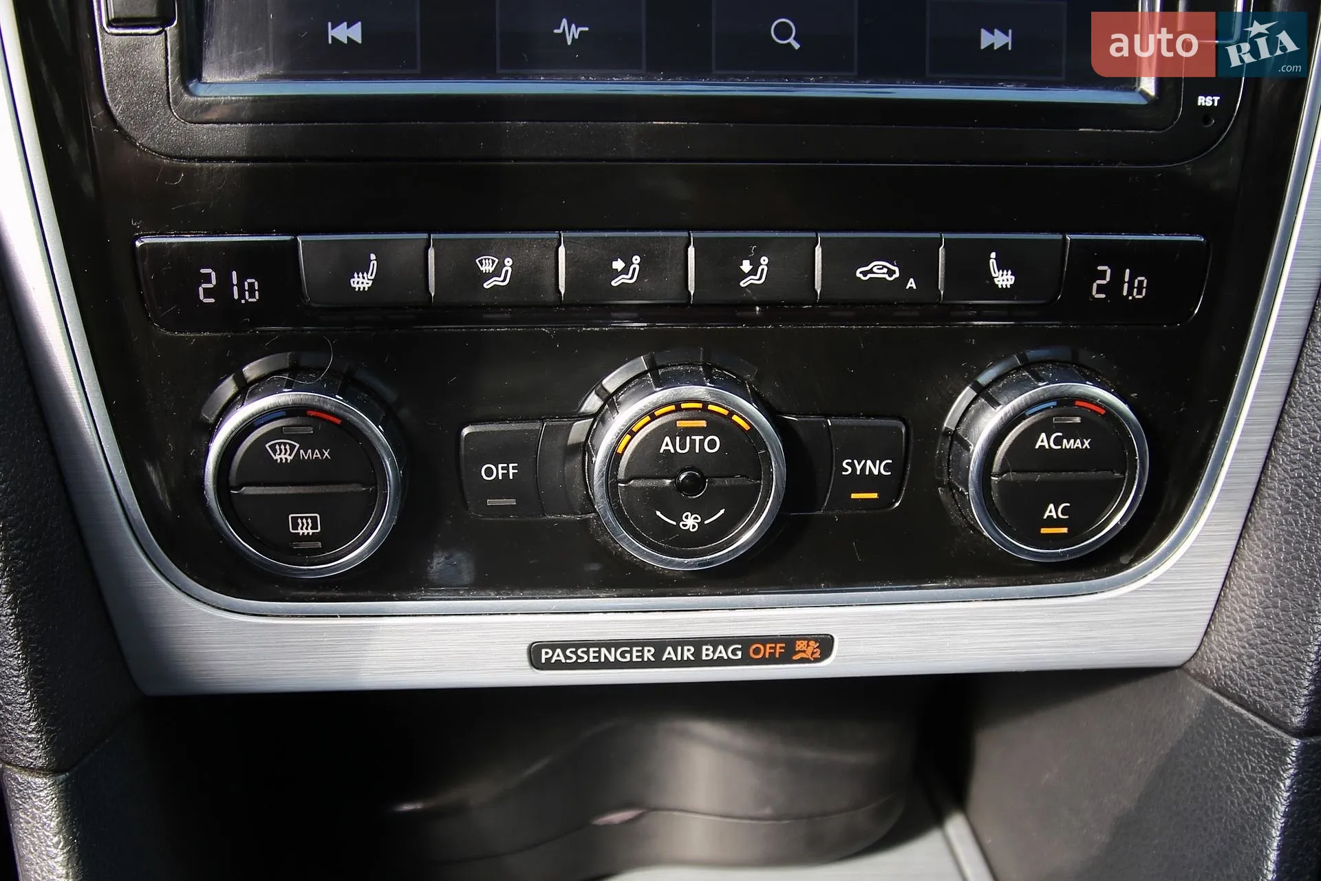 2011 Volkswagen Passat - мініатюра 16