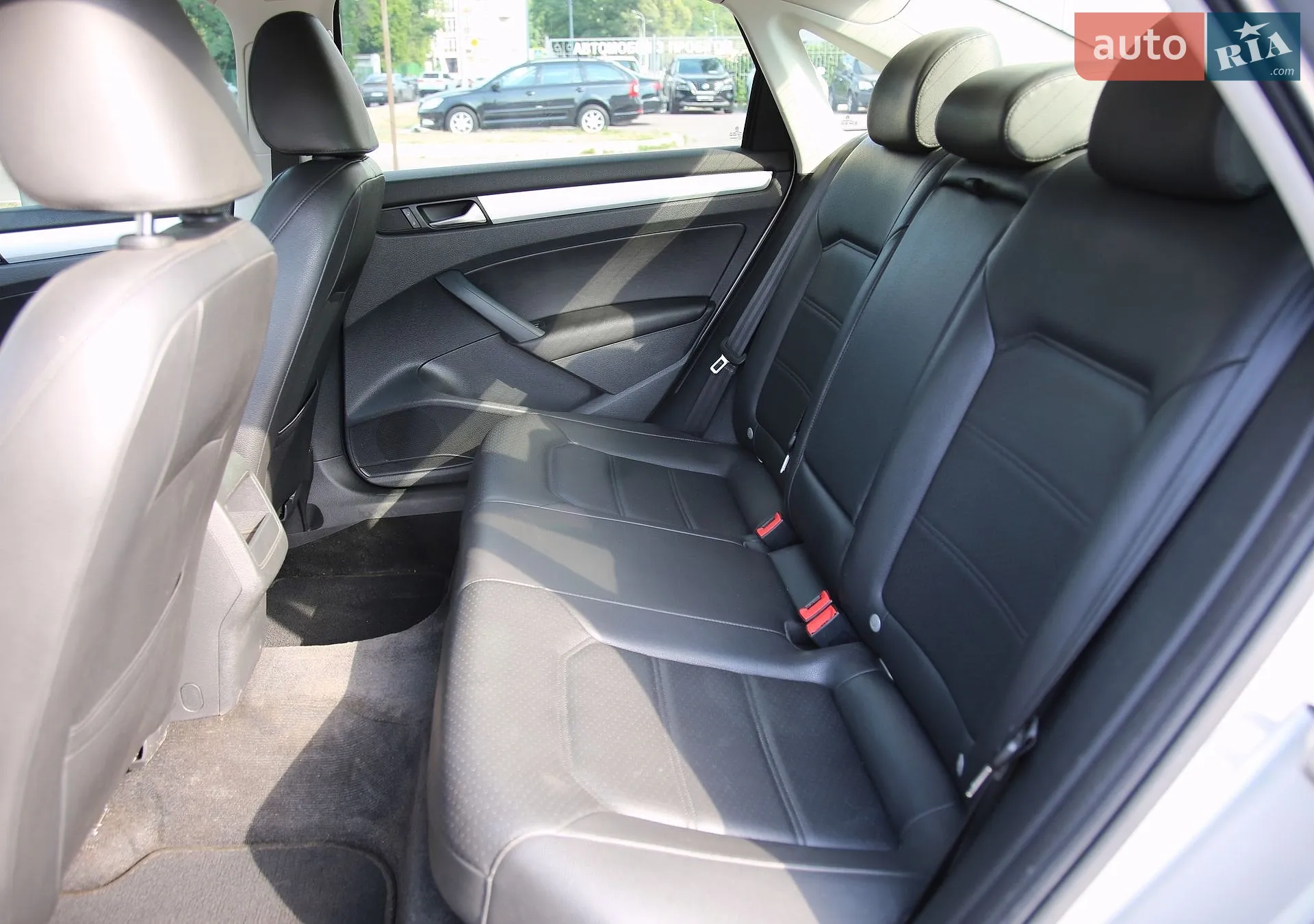 2011 Volkswagen Passat - мініатюра 8