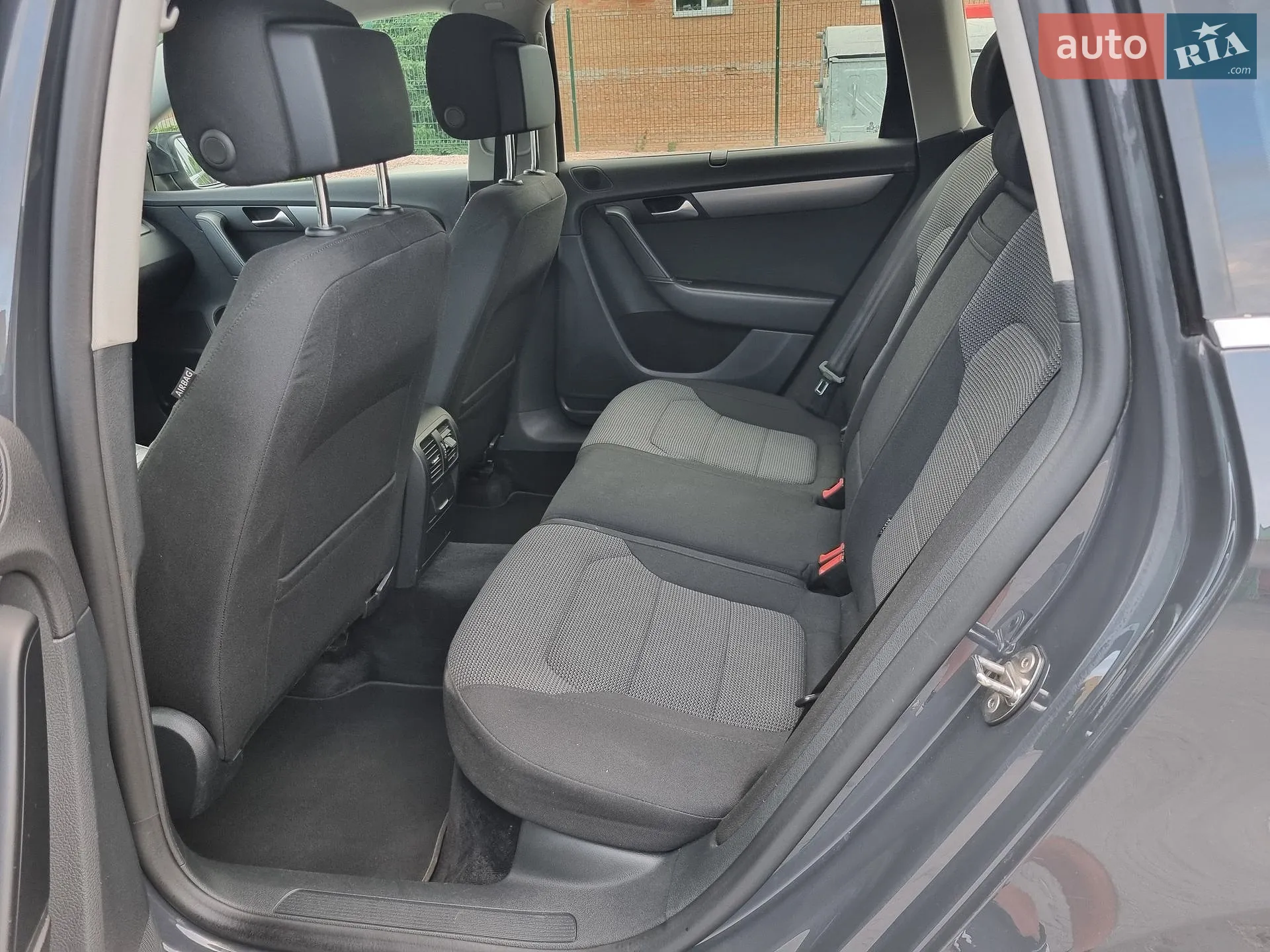 2013 Volkswagen Passat - мініатюра 31