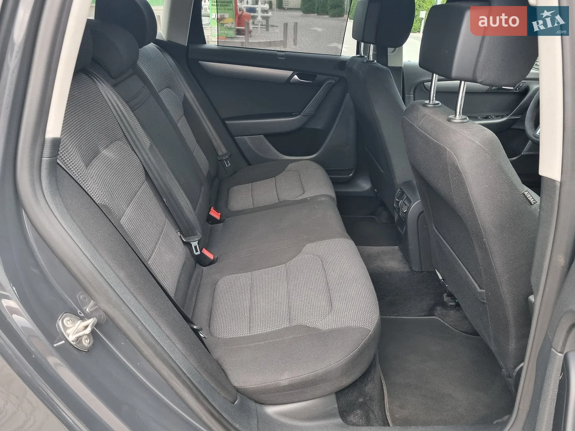 2013 Volkswagen Passat - мініатюра 34