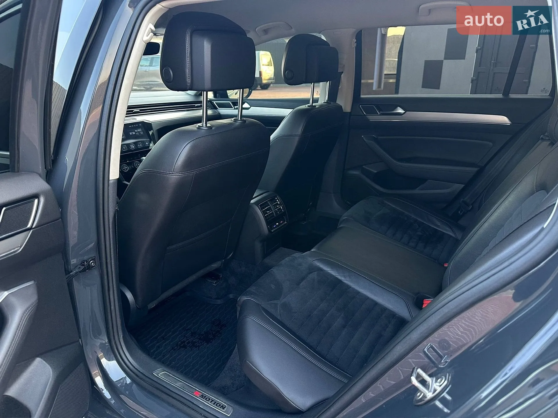 2016 Volkswagen Passat - мініатюра 39