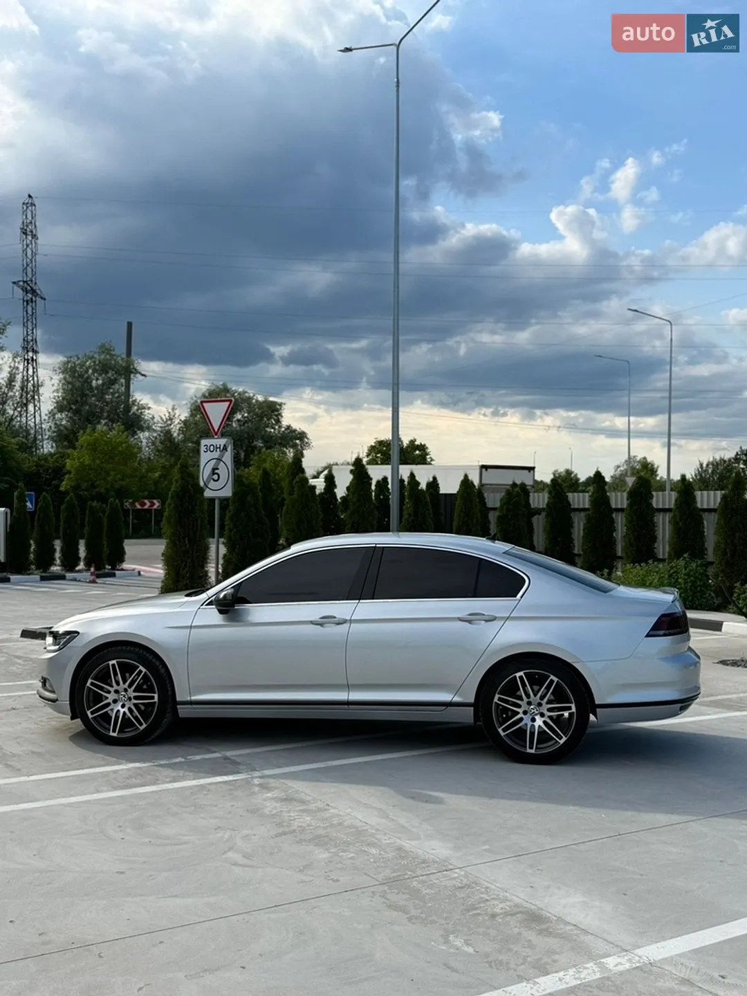 2015 Volkswagen Passat - мініатюра 13