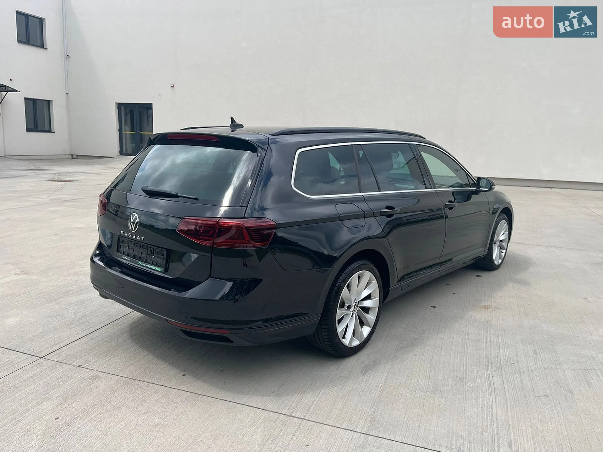 2022 Volkswagen Passat - мініатюра 13