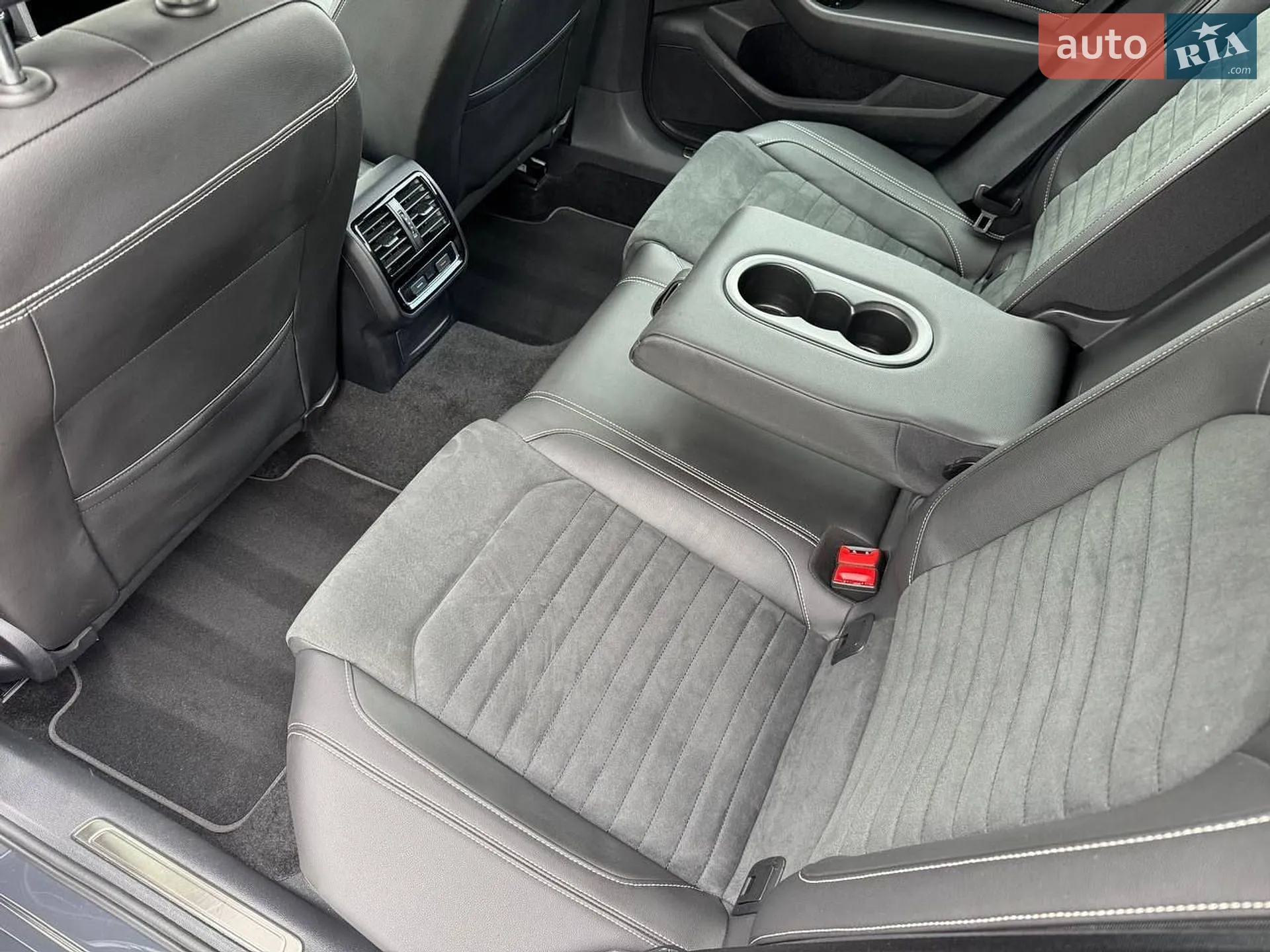 2021 Volkswagen Passat - мініатюра 25