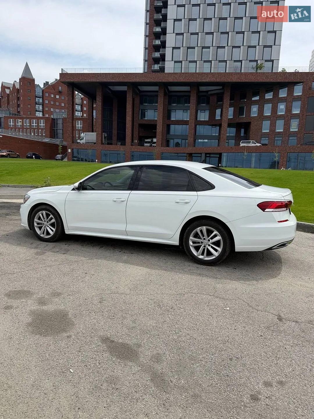 2021 Volkswagen Passat - мініатюра 40