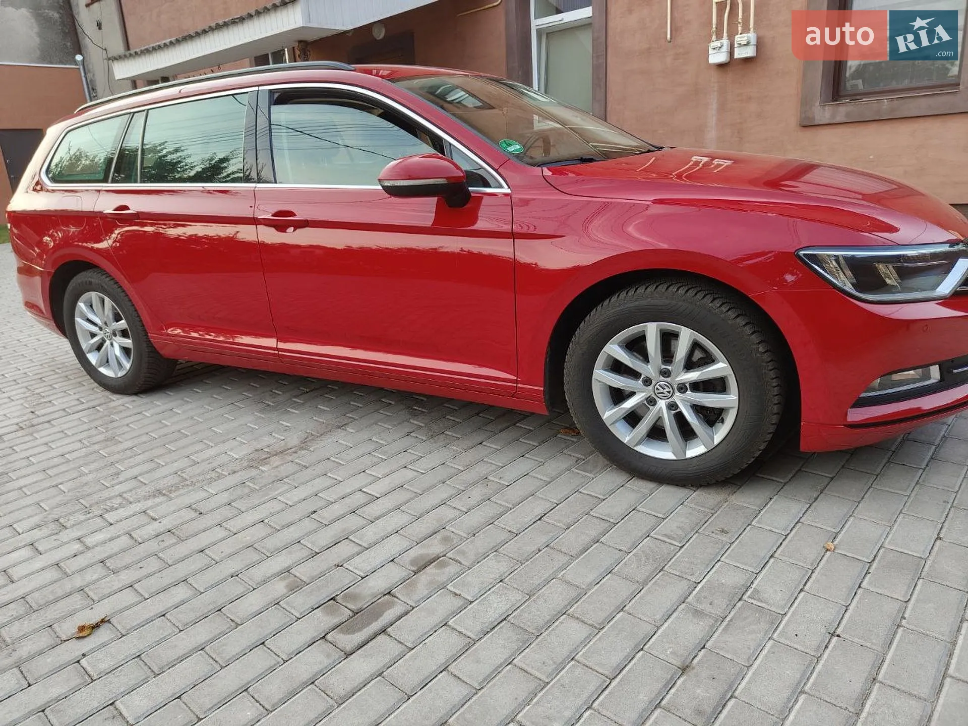 2016 Volkswagen Passat - мініатюра 10