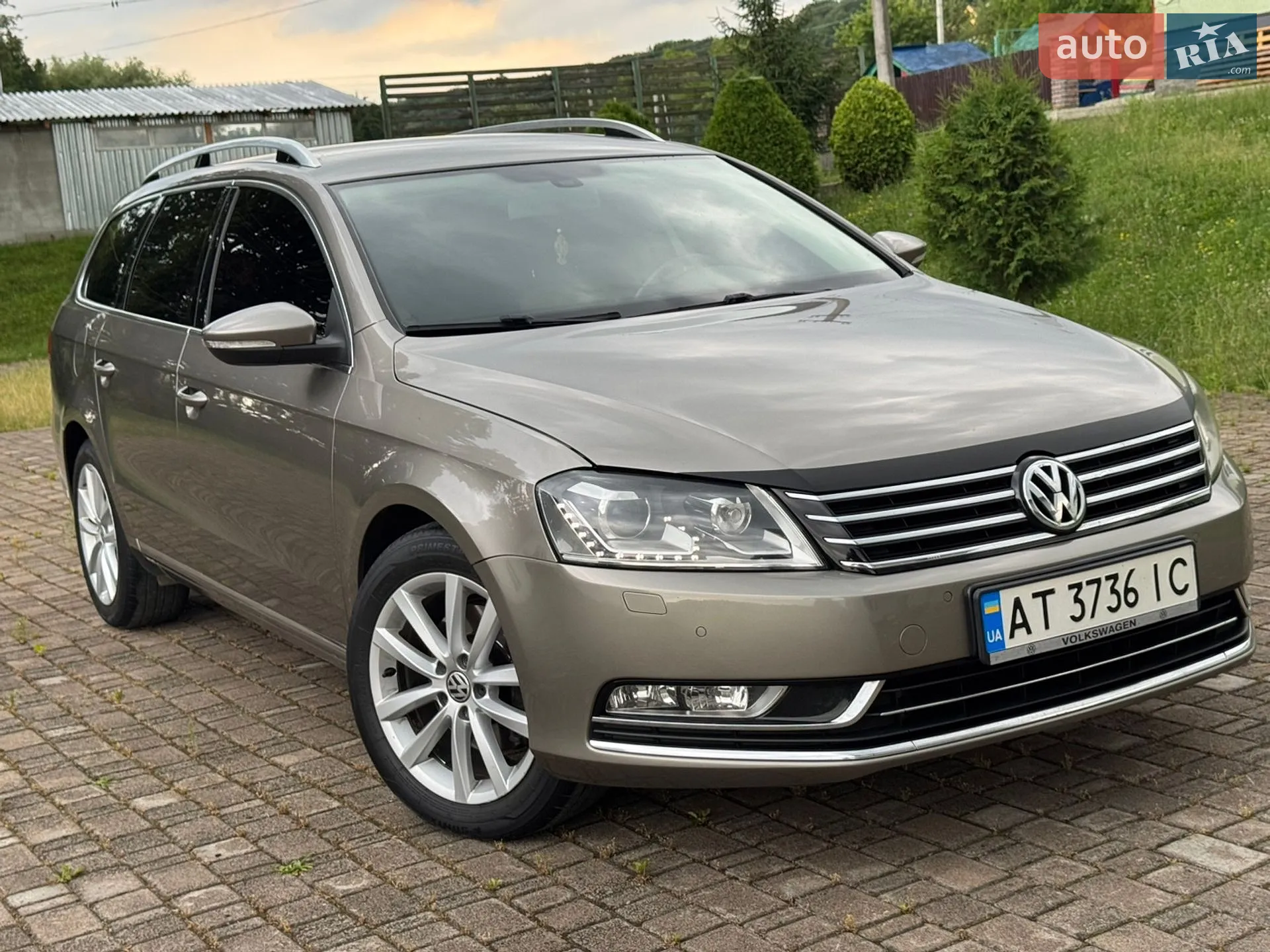 2011 Volkswagen Passat - мініатюра 2