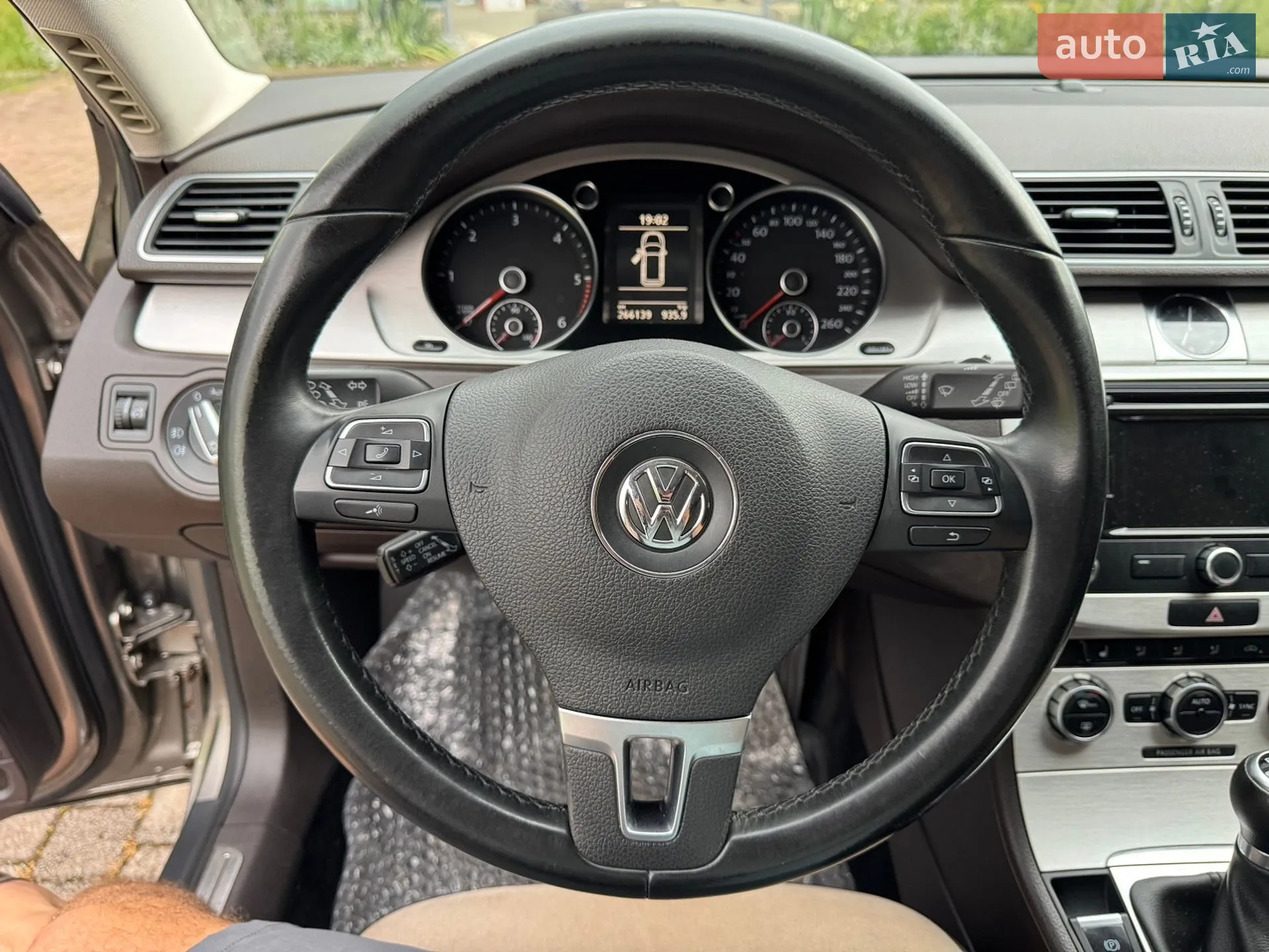 2011 Volkswagen Passat - мініатюра 16