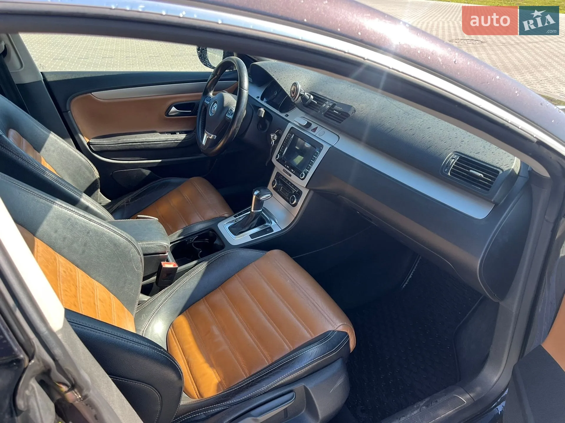 2010 Volkswagen Passat - мініатюра 10