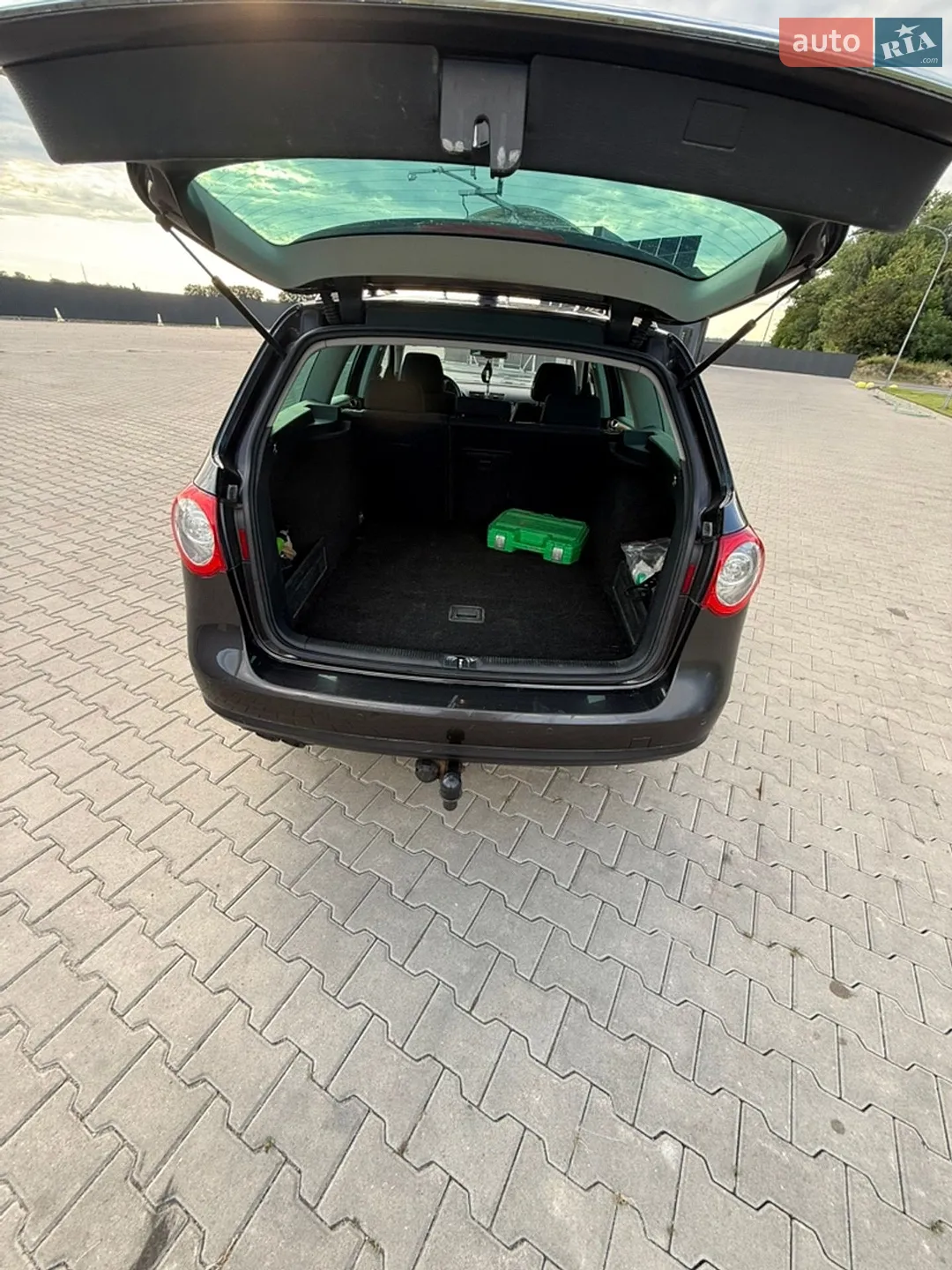 2010 Volkswagen Passat - мініатюра 9