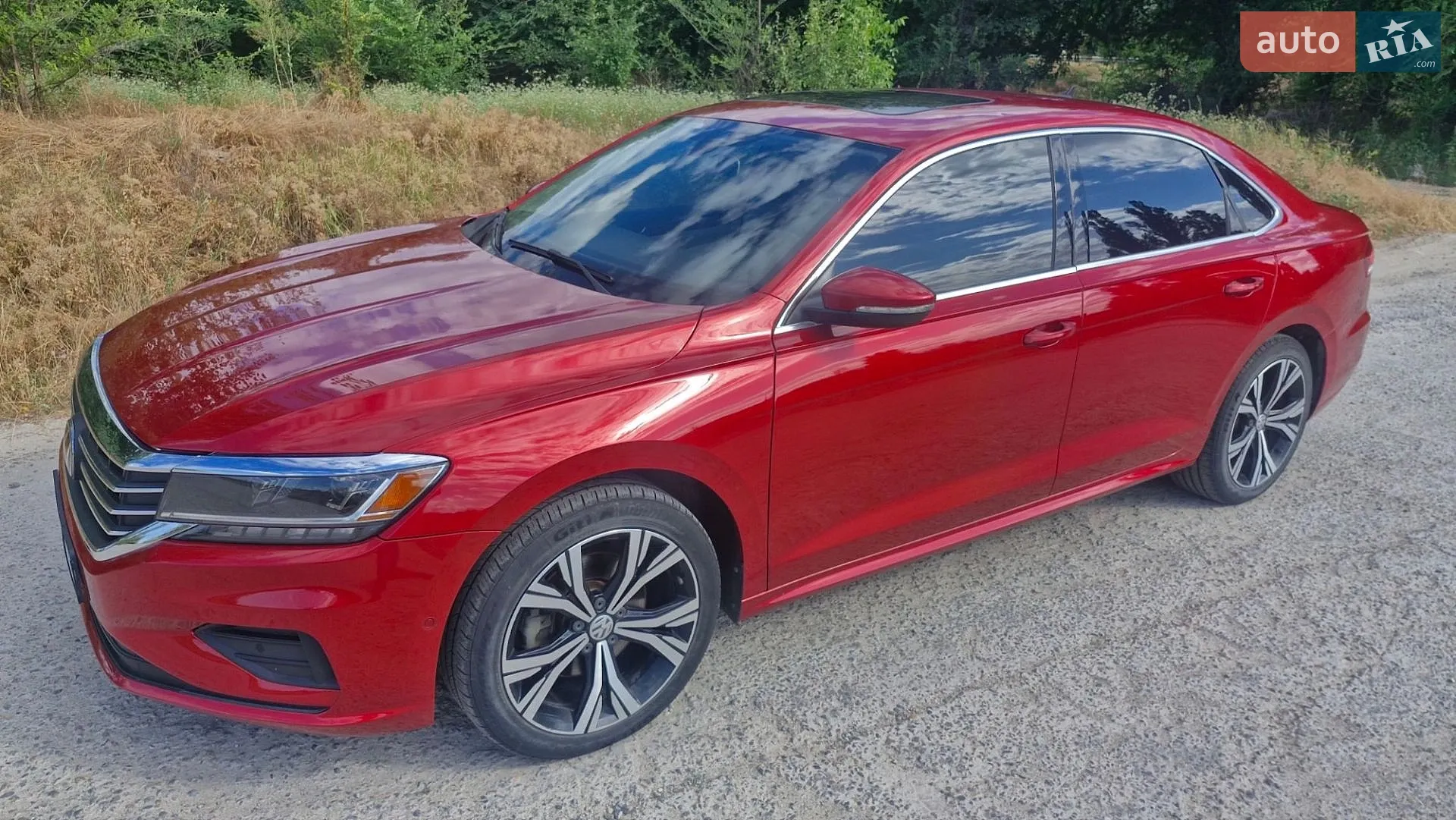 2019 Volkswagen Passat - мініатюра 2