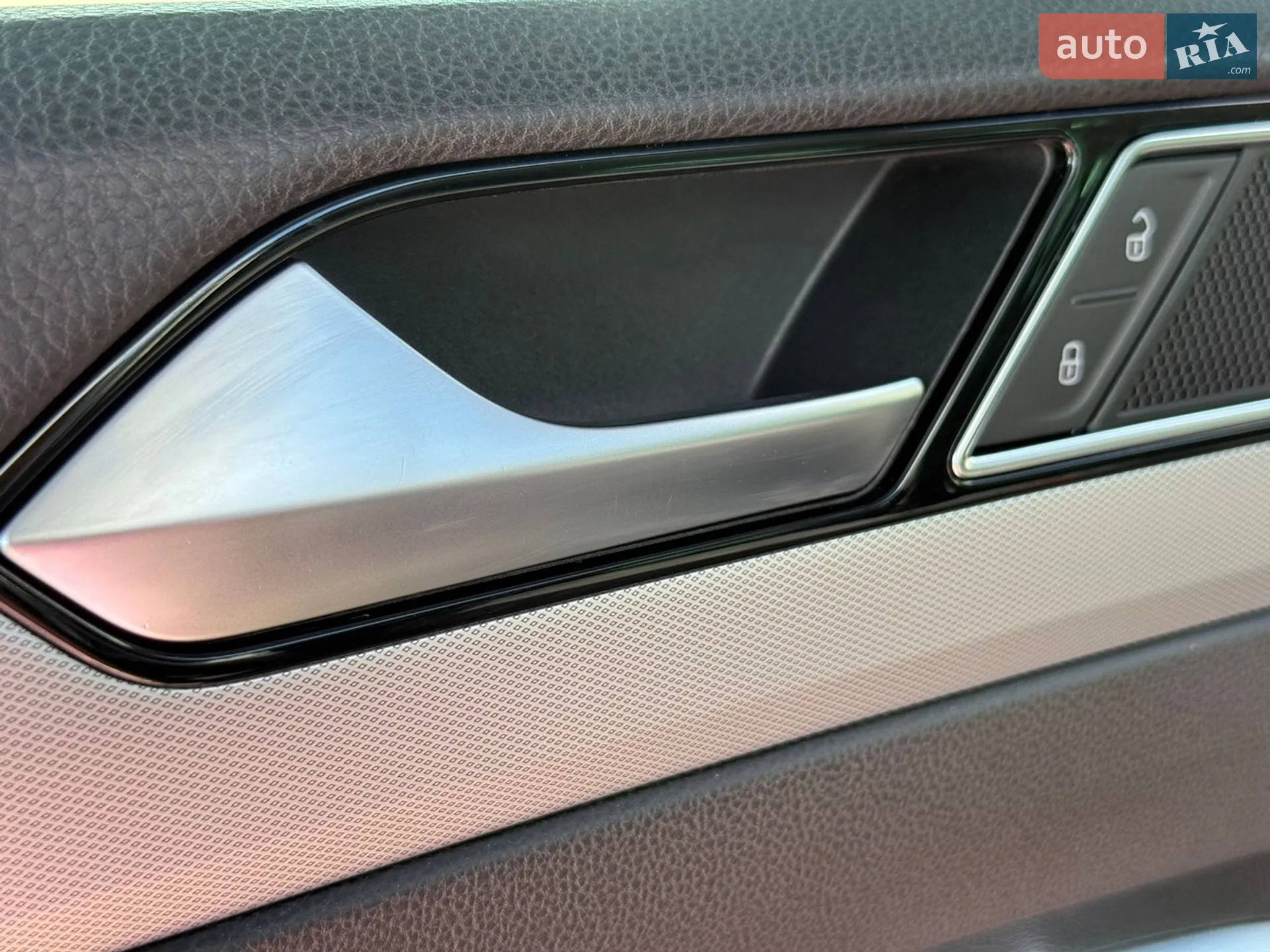 2019 Volkswagen Passat - мініатюра 25