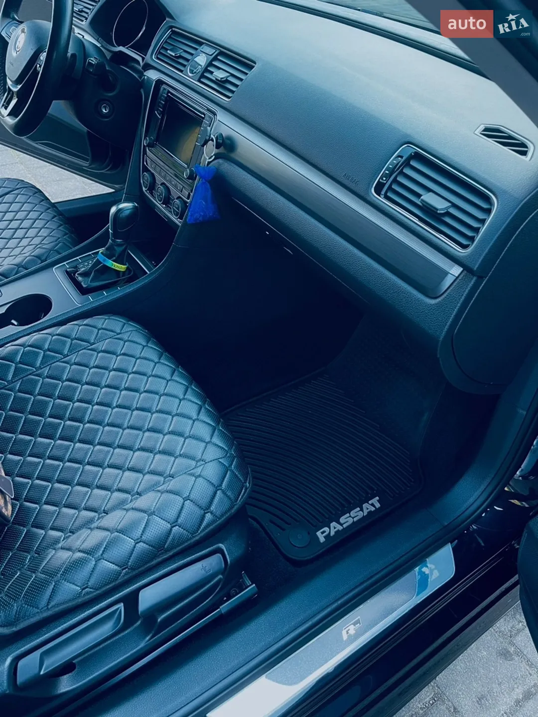 2017 Volkswagen Passat - мініатюра 9