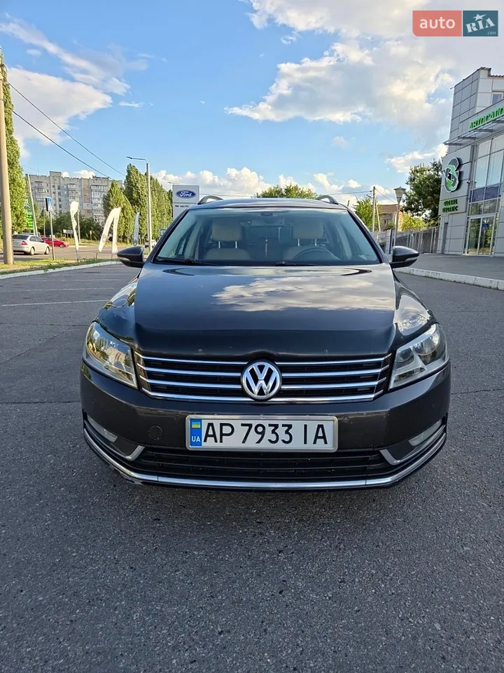 2010 Volkswagen Passat - мініатюра 38