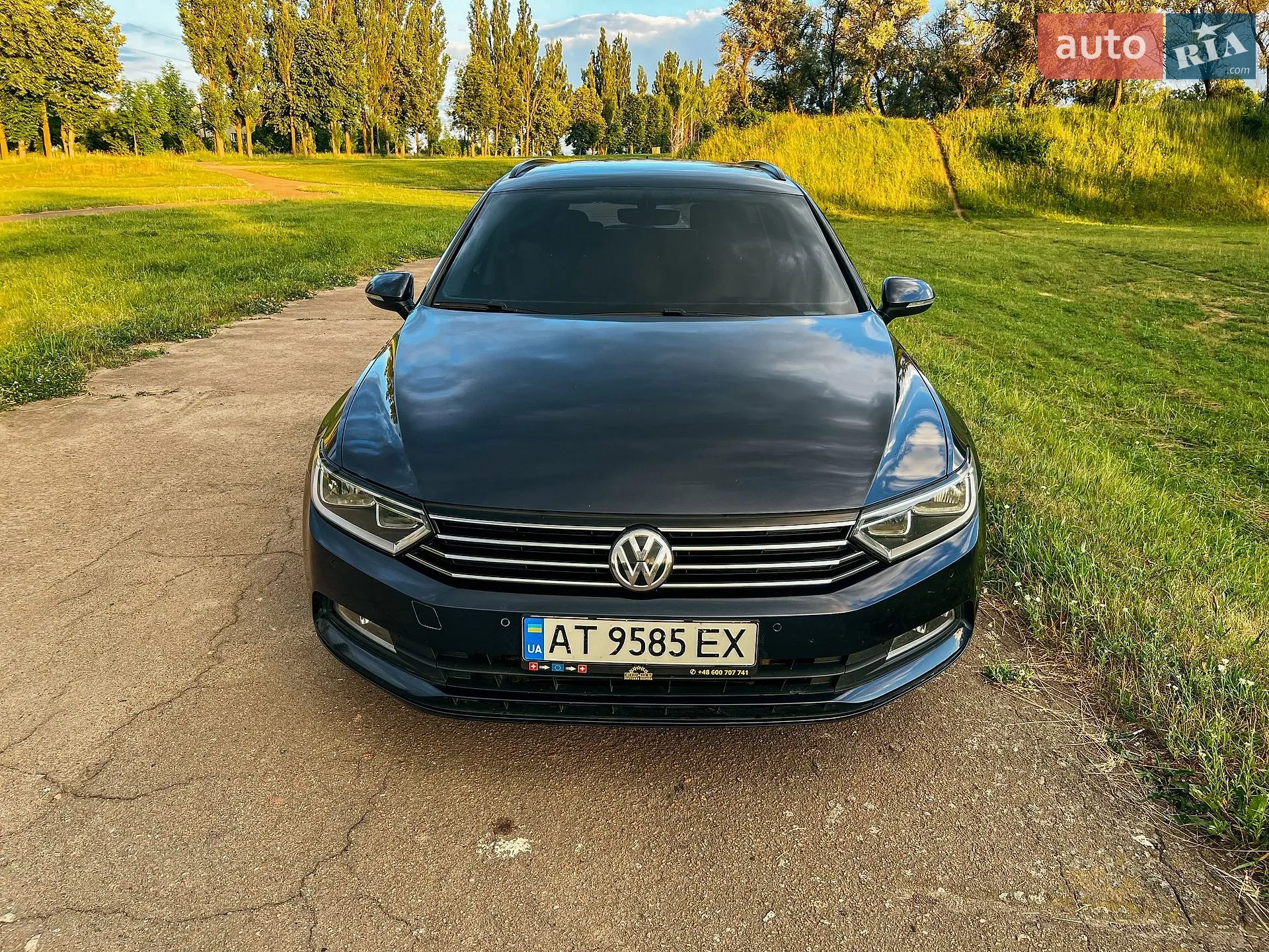 2015 Volkswagen Passat - фото 1
