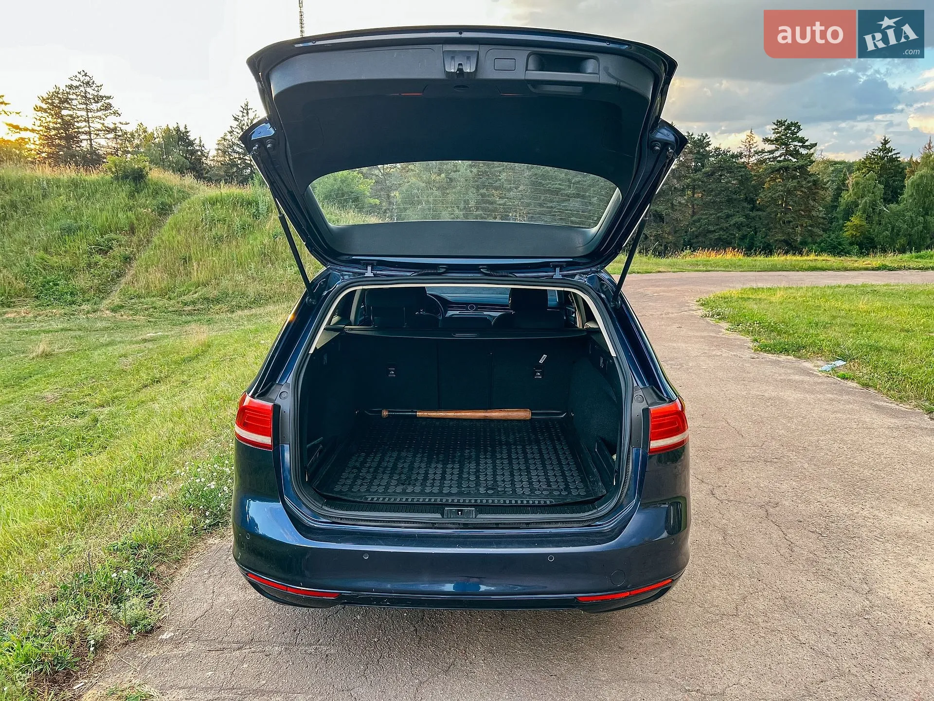 2015 Volkswagen Passat - мініатюра 16