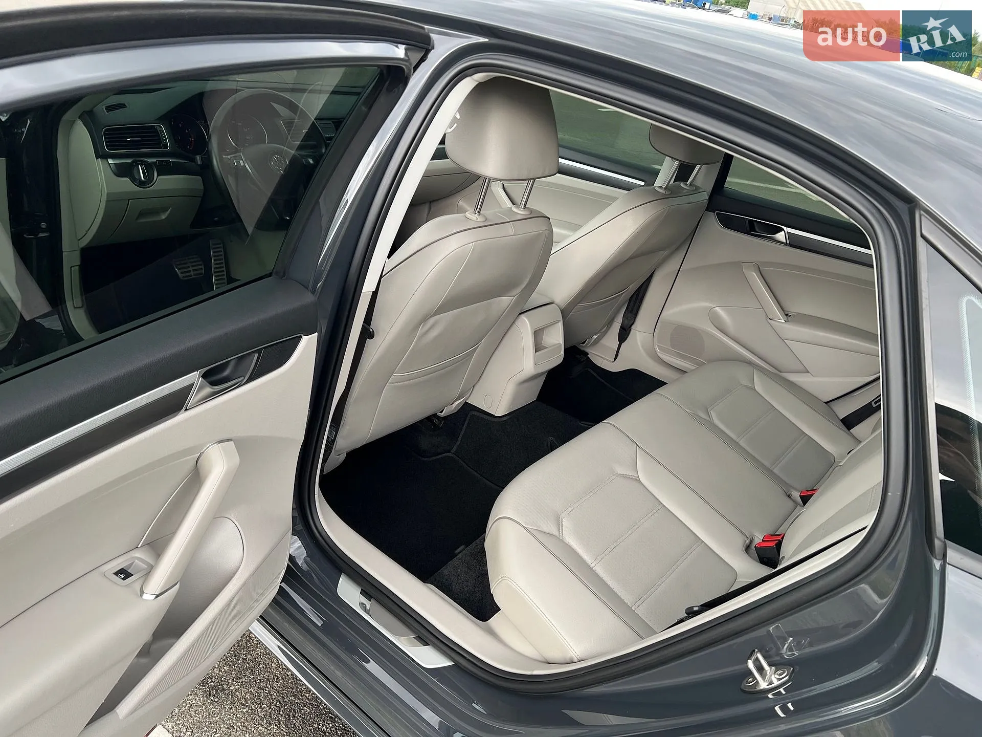 2017 Volkswagen Passat - мініатюра 14