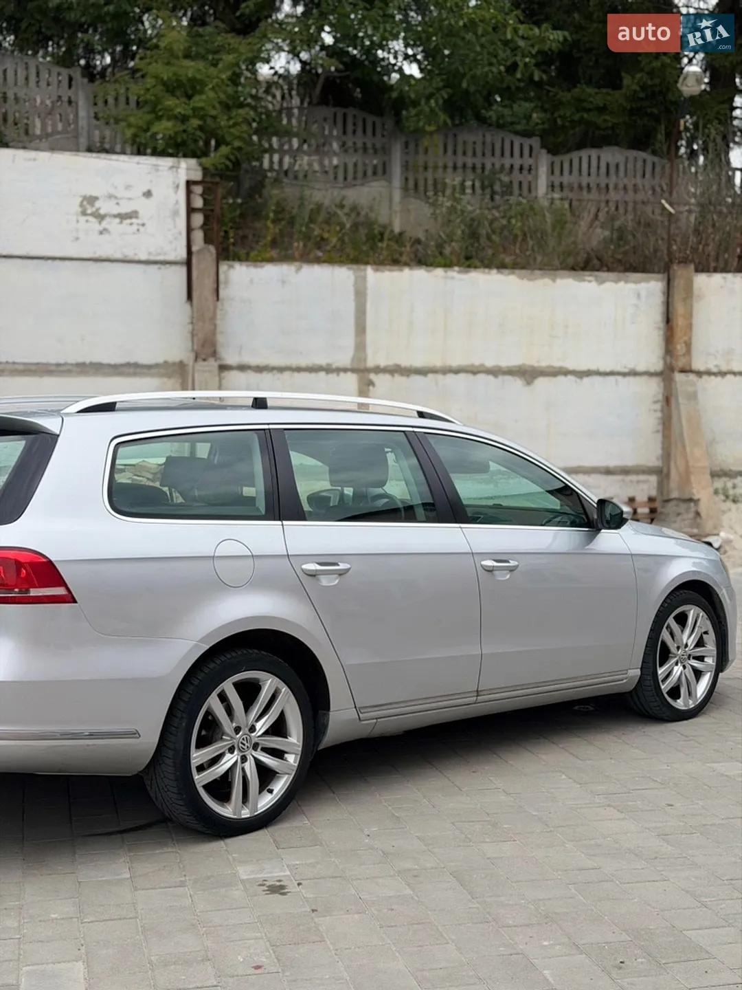 2010 Volkswagen Passat - мініатюра 5