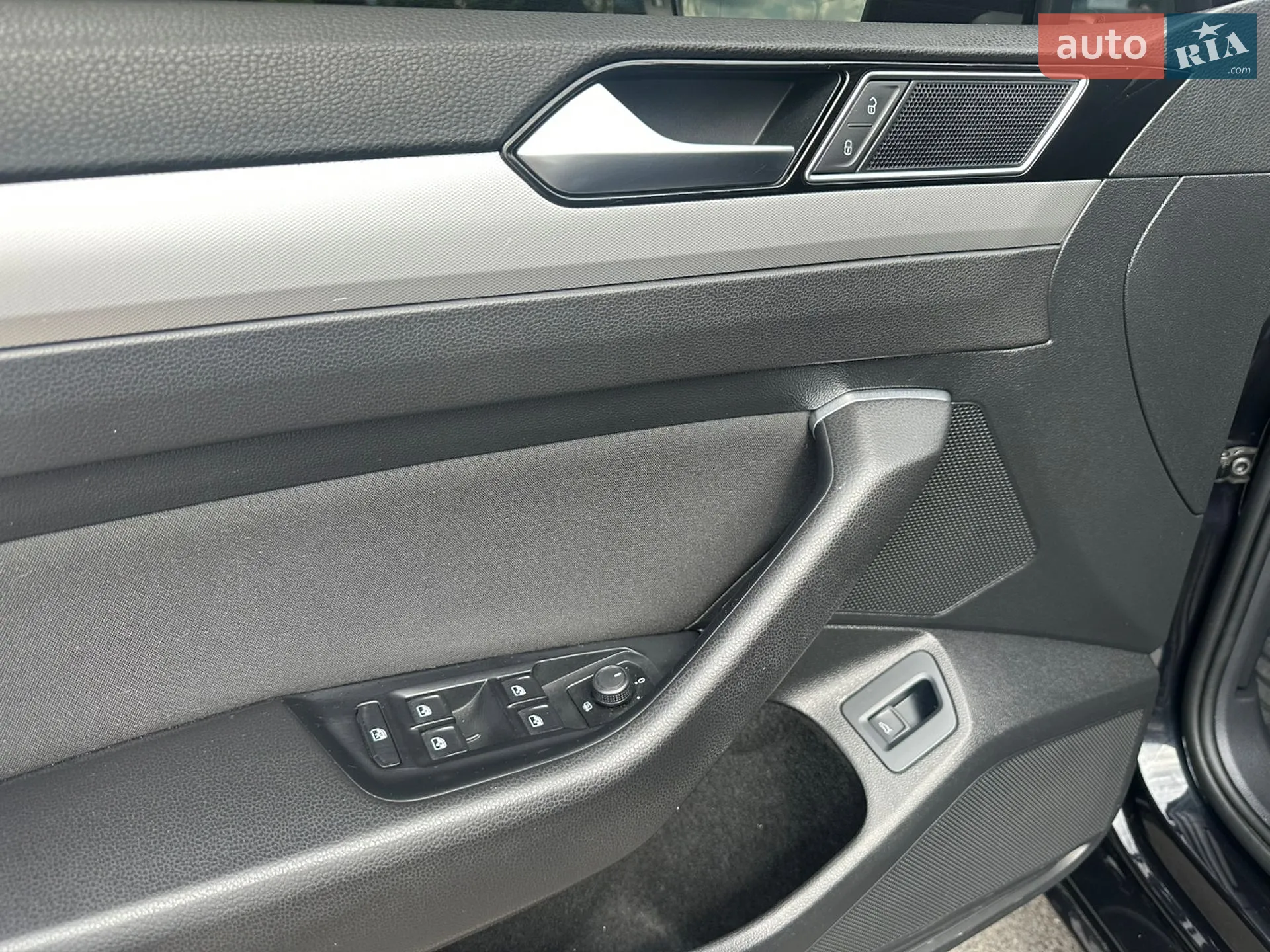 2017 Volkswagen Passat - мініатюра 22