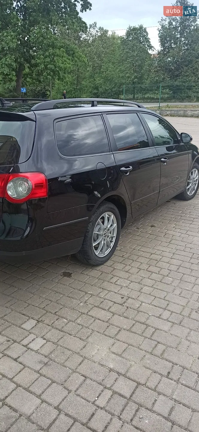 2010 Volkswagen Passat - мініатюра 4