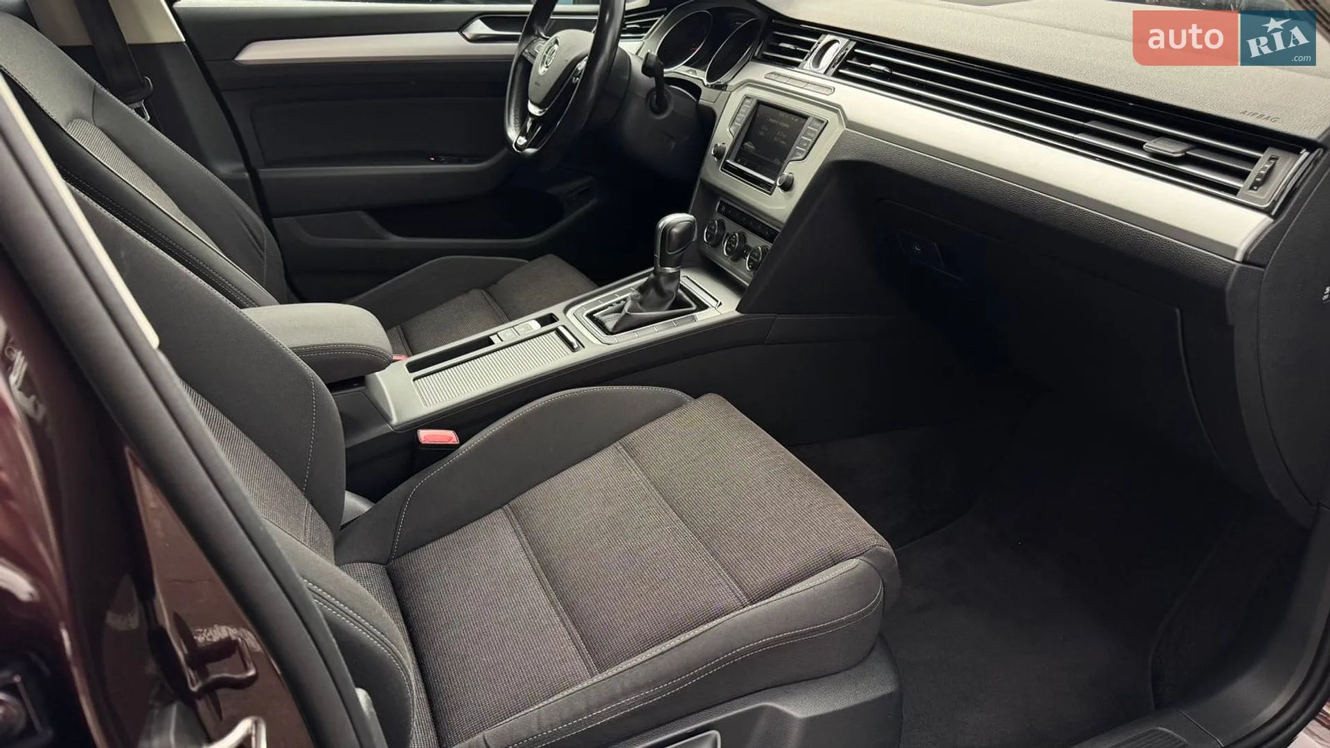 2016 Volkswagen Passat - мініатюра 6
