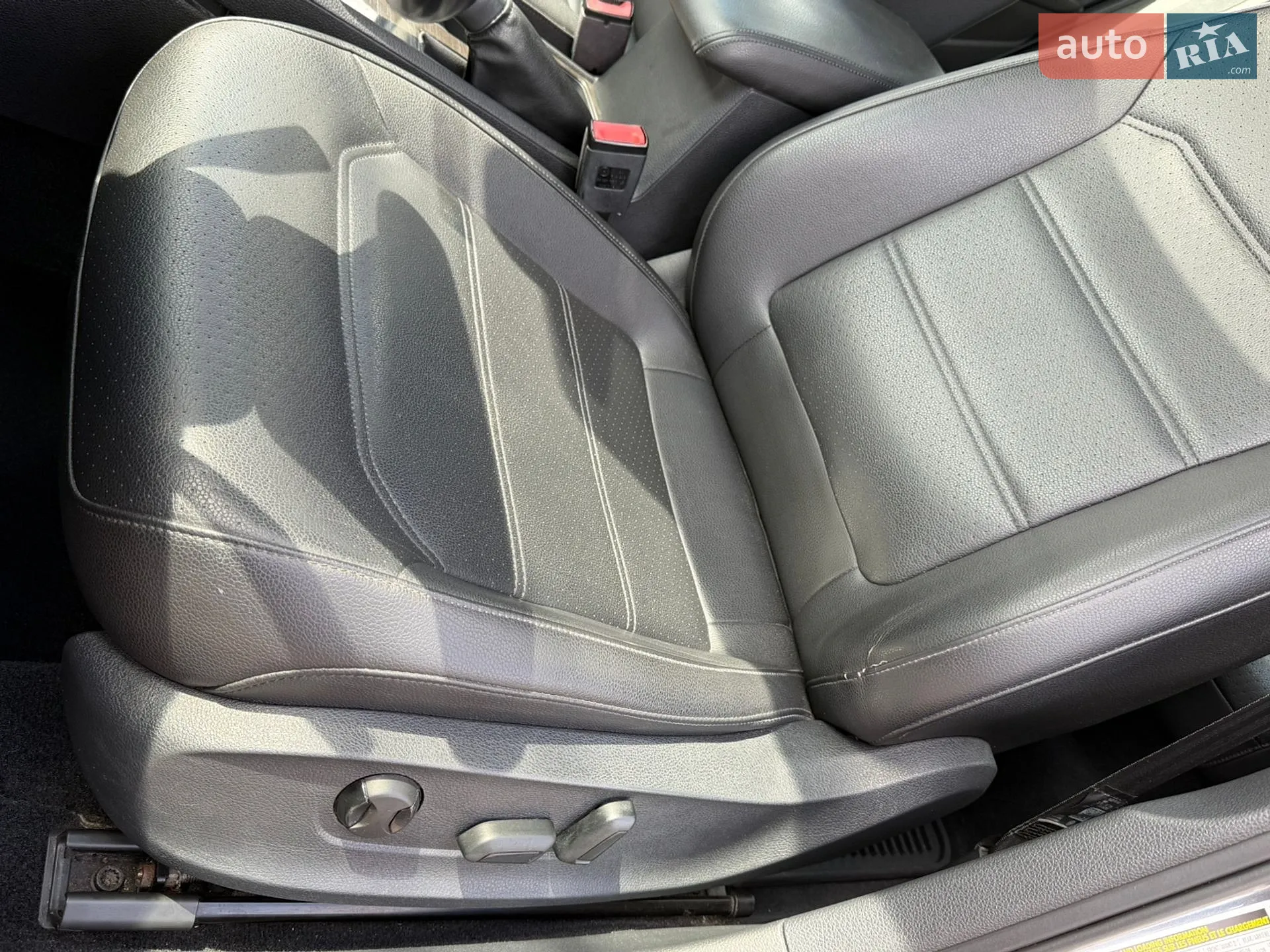2016 Volkswagen Passat - мініатюра 20