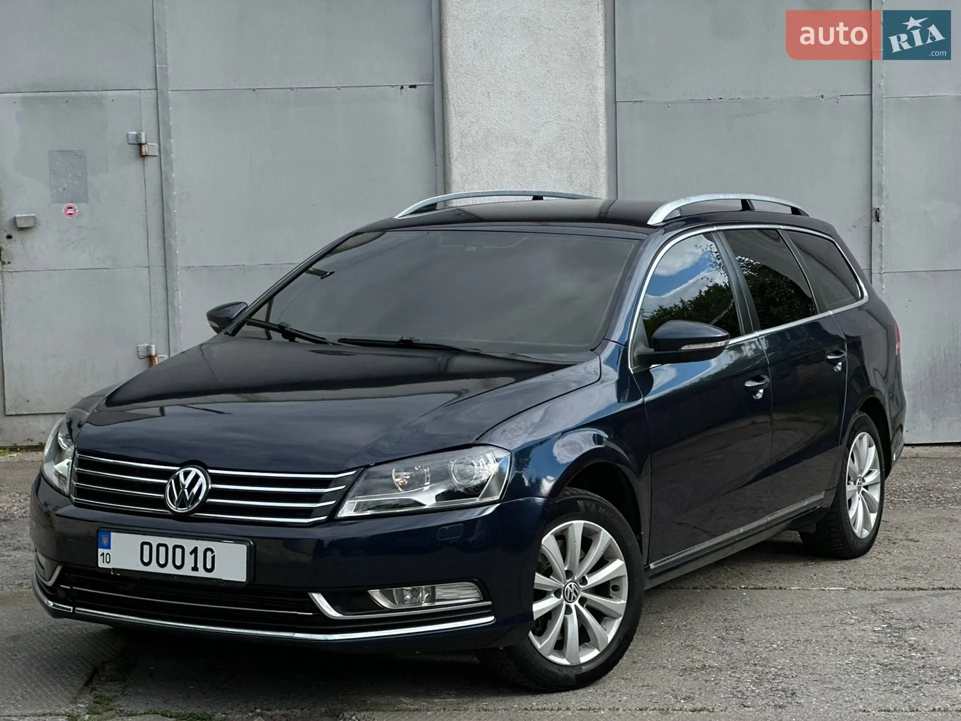 2011 Volkswagen Passat - фото 1