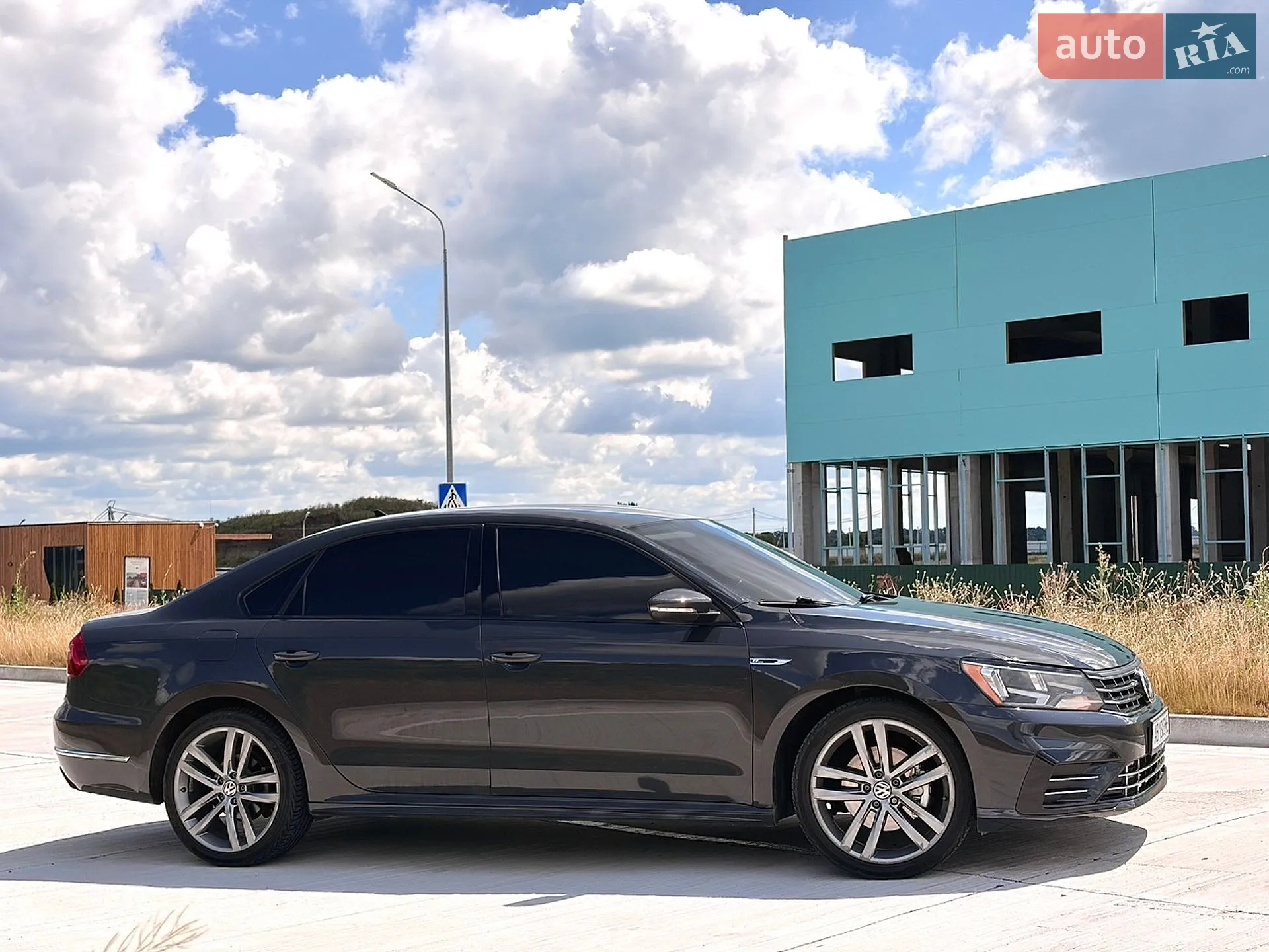 2017 Volkswagen Passat - фото 1