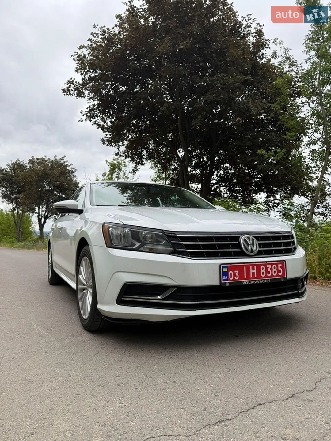 2017 Volkswagen Passat - фото 1