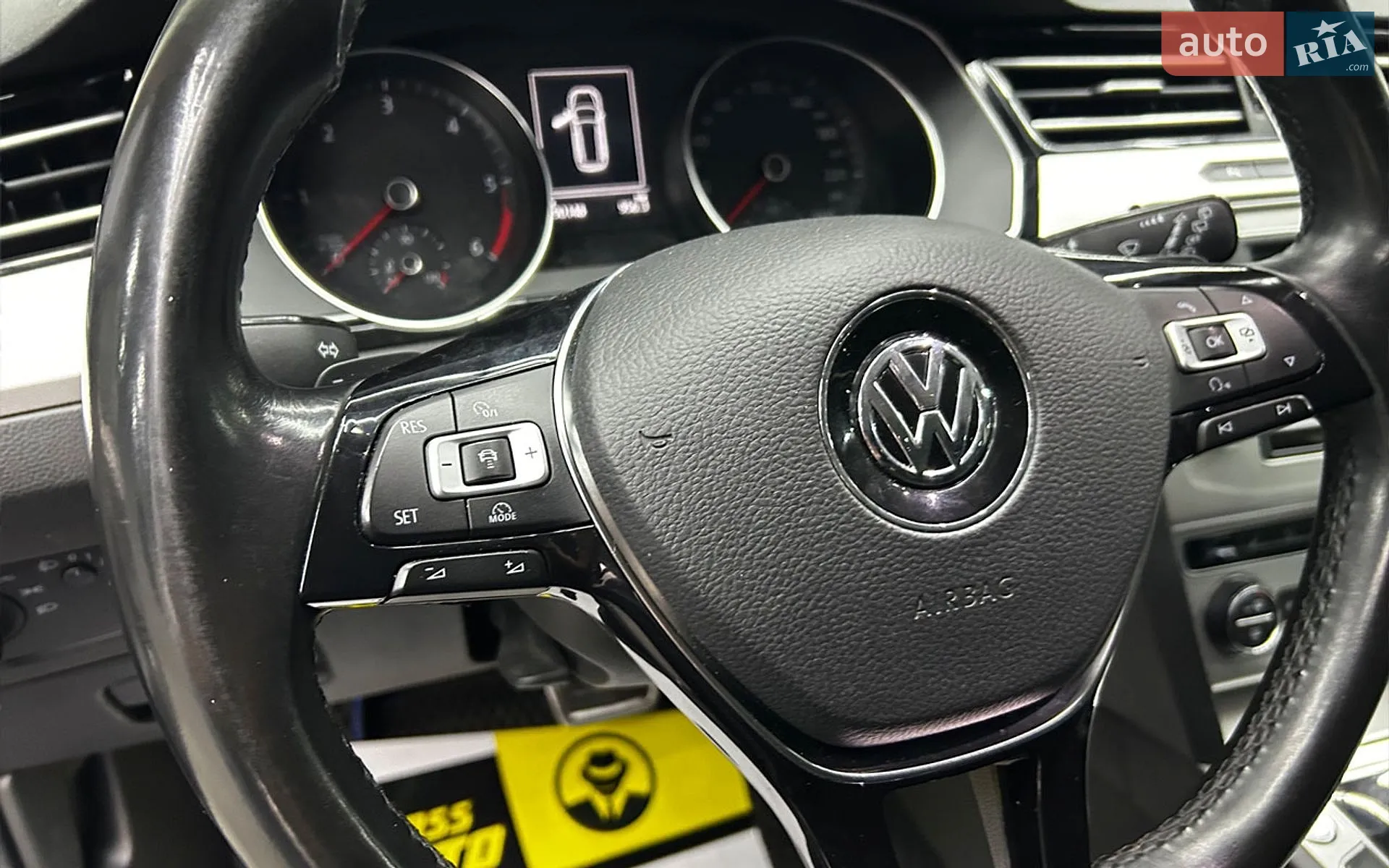 2016 Volkswagen Passat - мініатюра 12