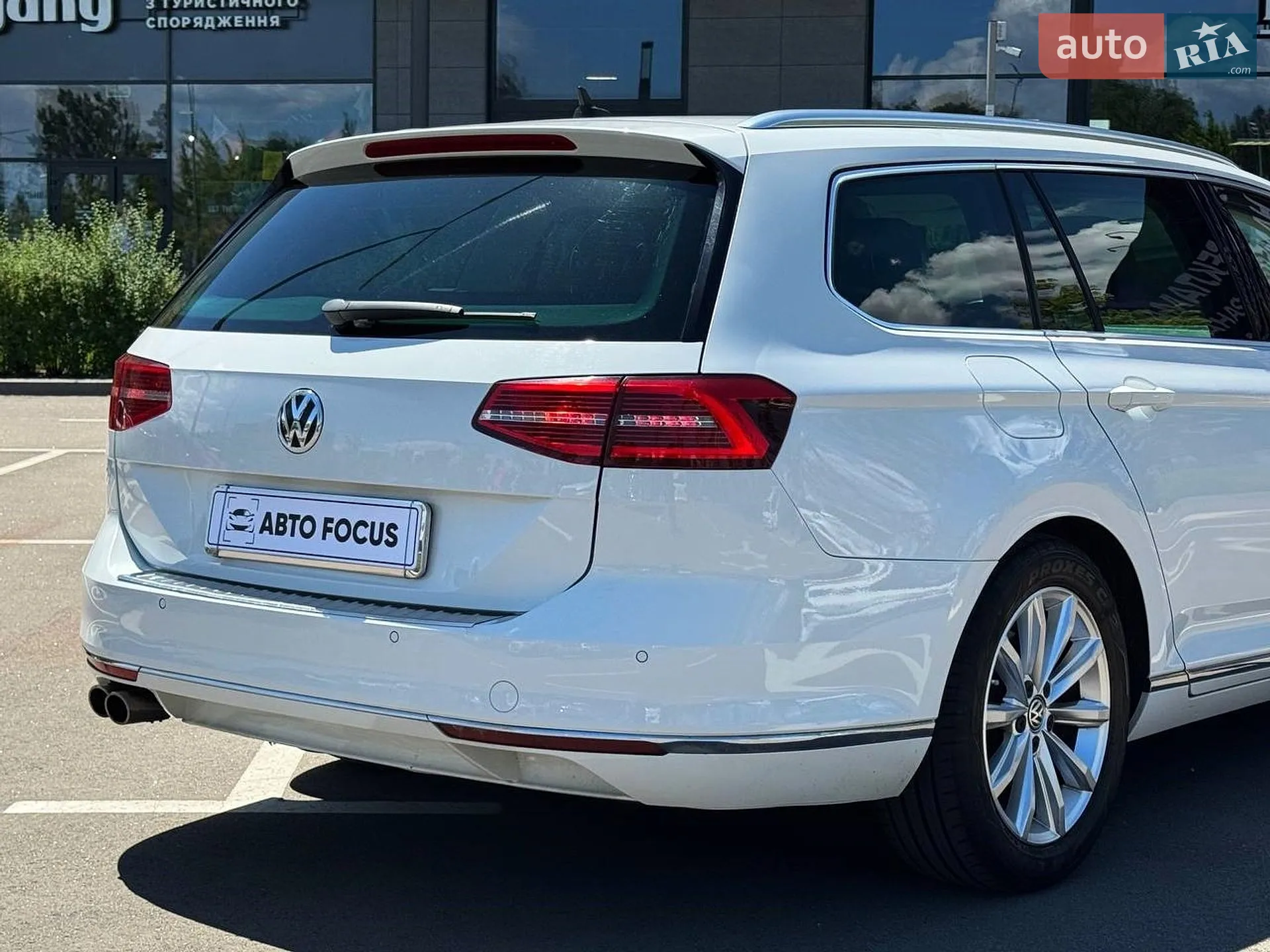 2016 Volkswagen Passat - мініатюра 10