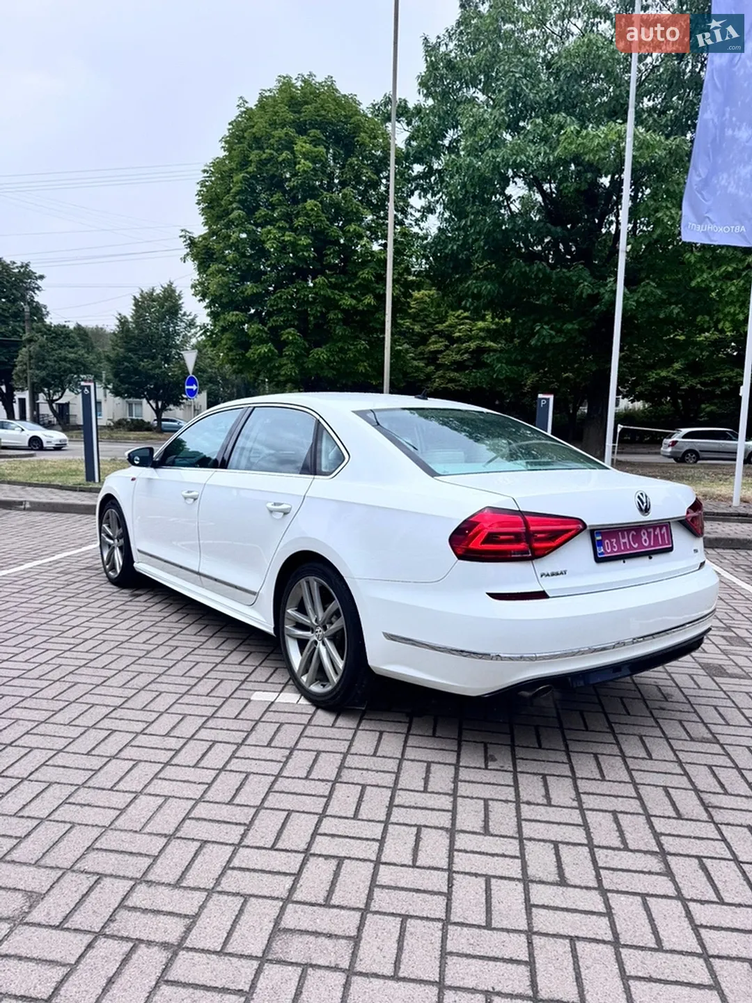 2016 Volkswagen Passat - мініатюра 10