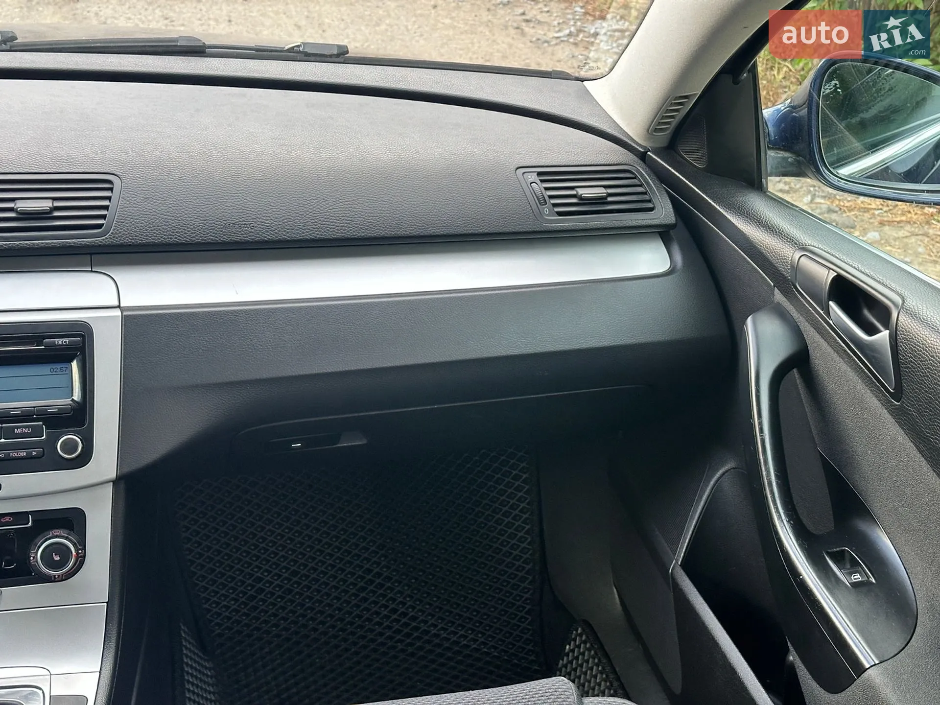 2010 Volkswagen Passat - мініатюра 12